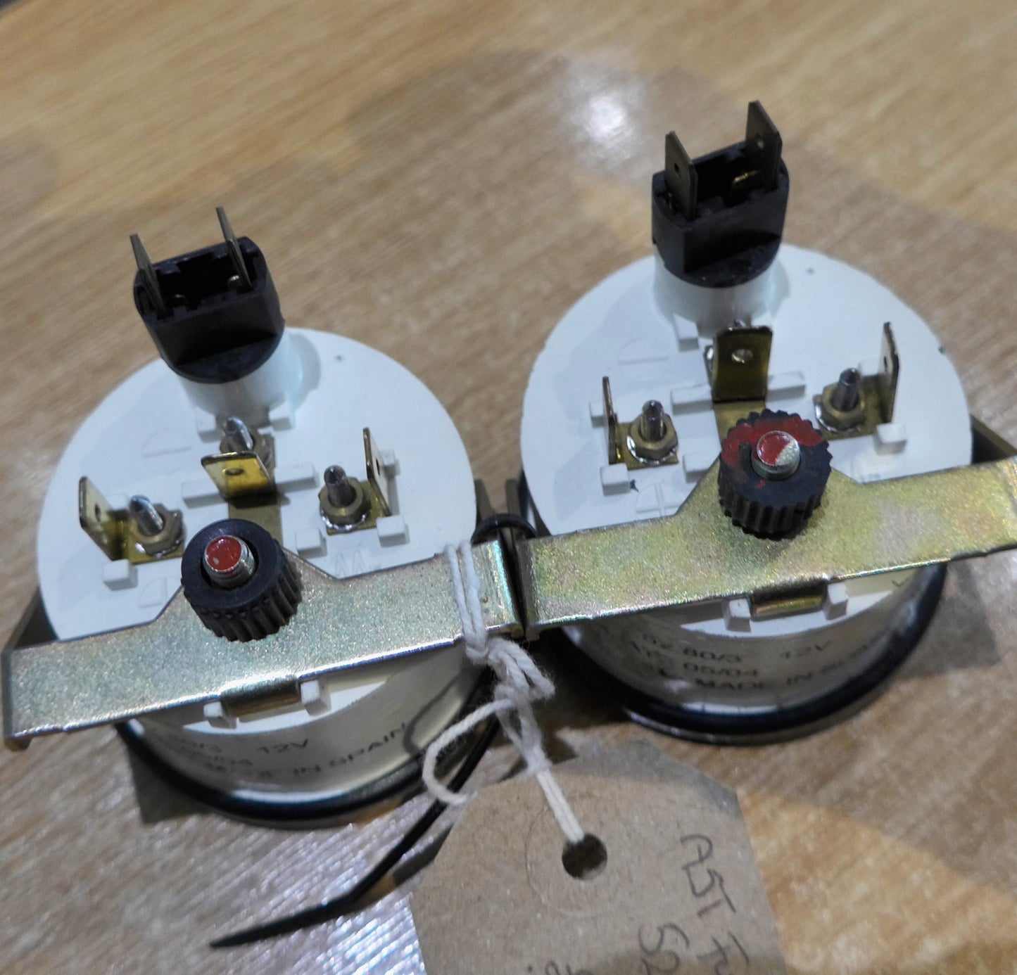 AST 52mm Fuel Gauge - Pair - 12V (A/R)