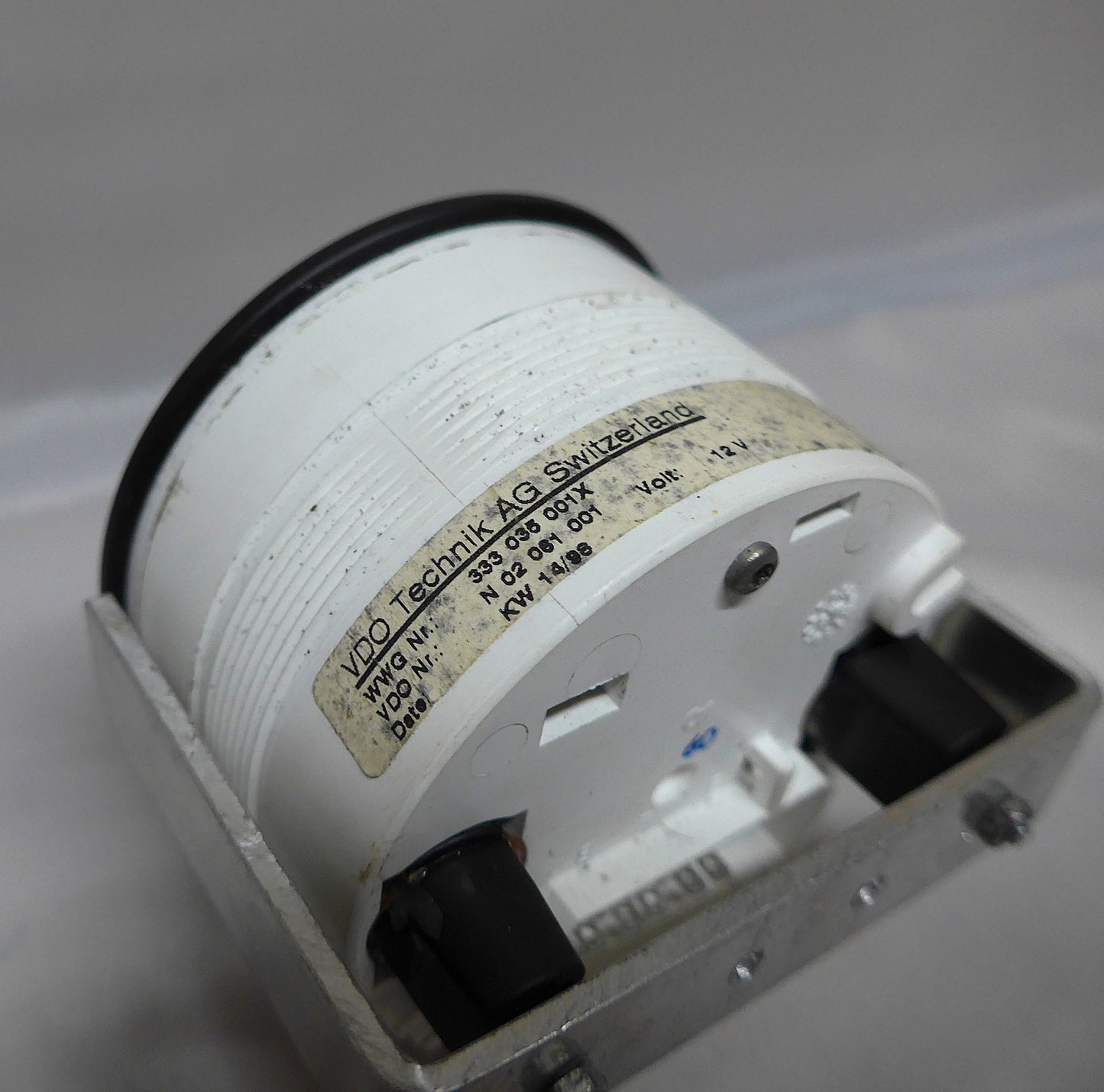 VDO Tachometer 0-3000 RPM - 3/1/8" (A/R)