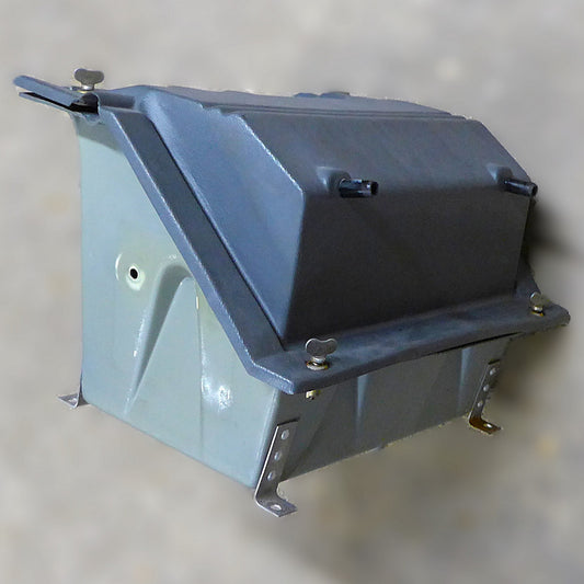 Plastic Battery Box & Cover Assembly - PA28/PA32 (A/R)