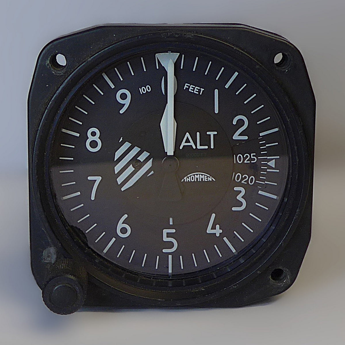 Revue Thommen Altimeter 3A51.22.20F.28.1. F - 80mm (A/R)