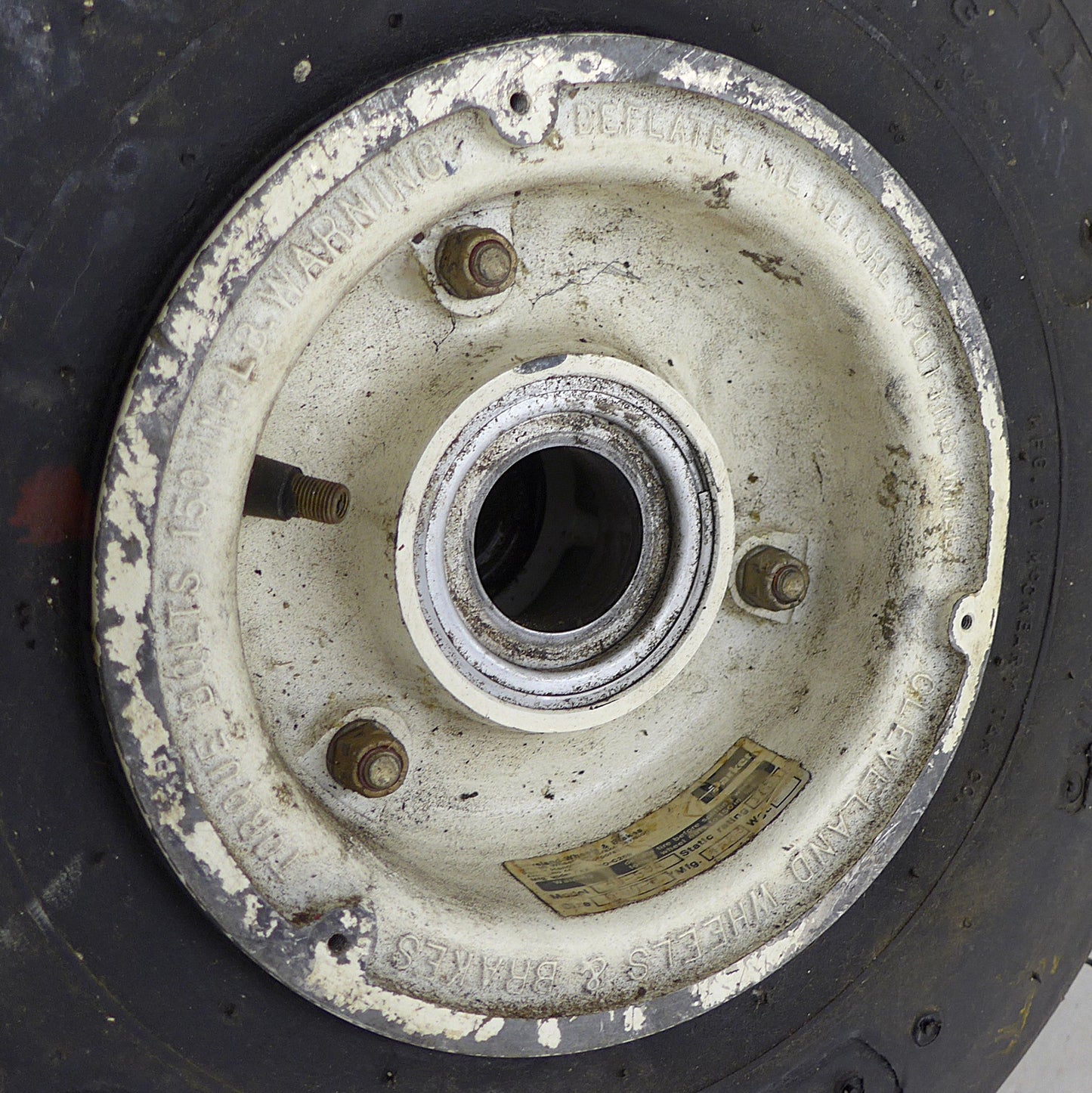 Cleveland Main Wheel Assembly - Pair- 6.00-6 1-1/2" Axle (A/R)