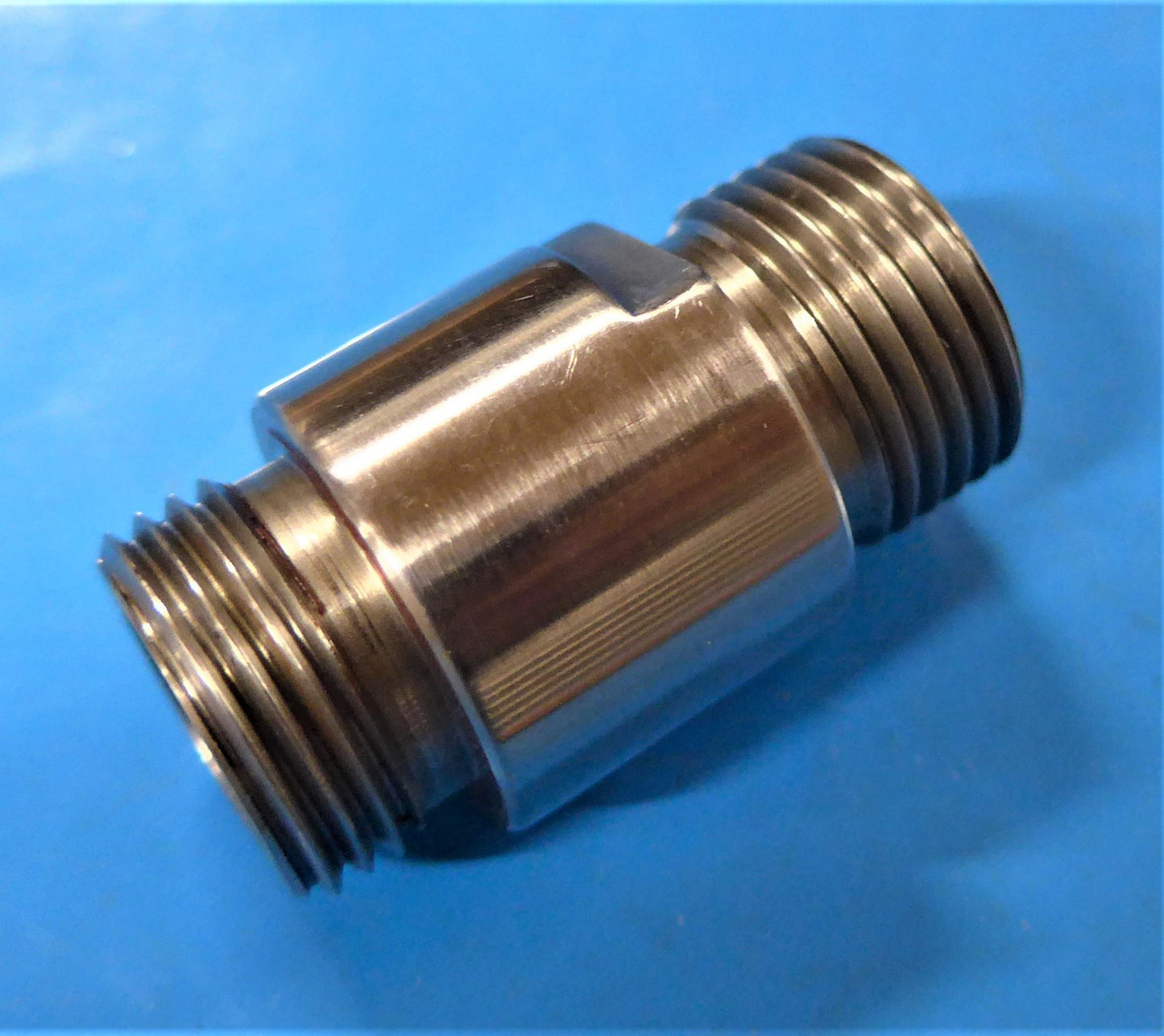Threaded Adaptor M/M Oil Filter/Oil Cooler