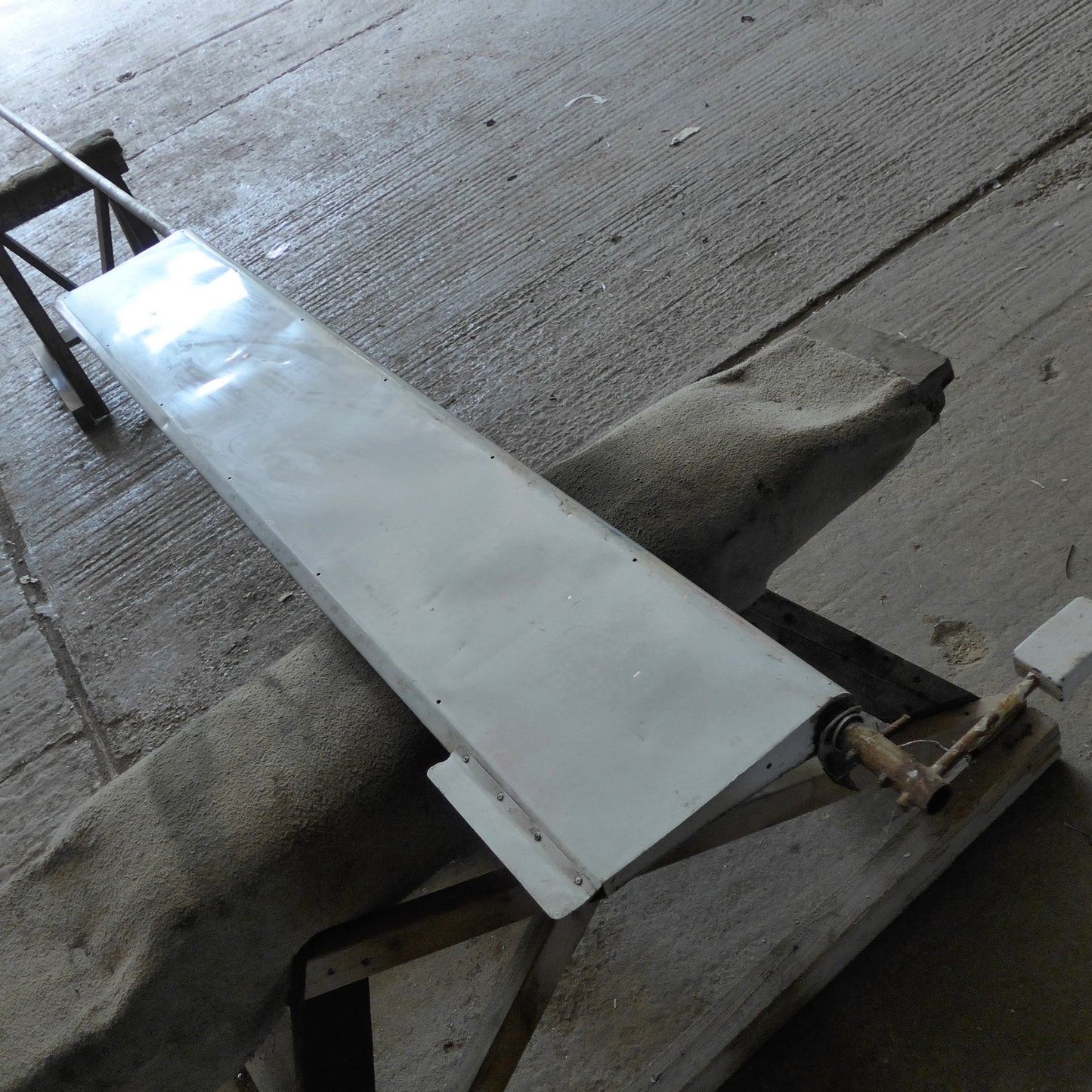 Aileron Assembly - Port - AA5 (A/R)