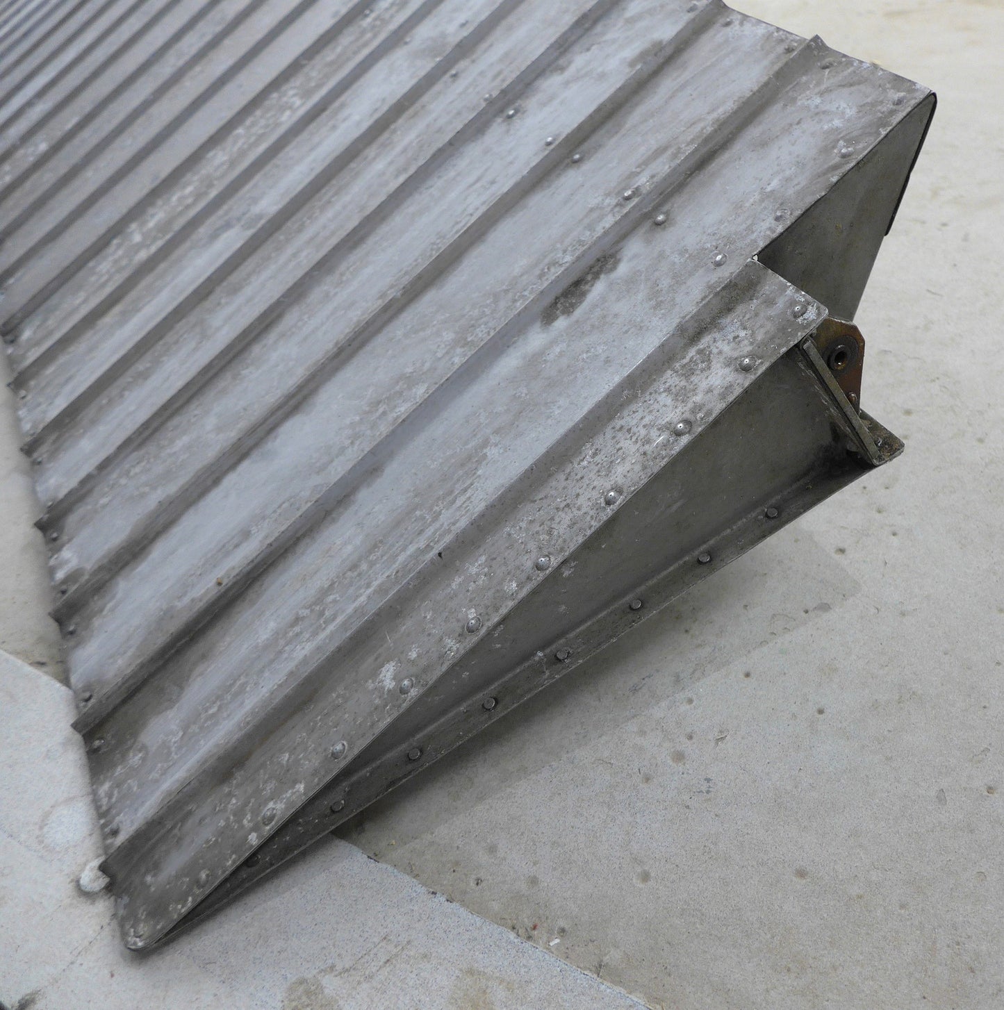Aileron - Stripped - STB (A/R)