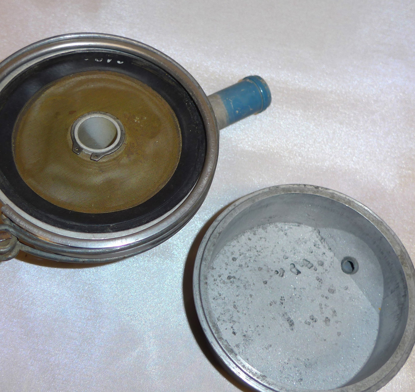 Fuel Strainer (A/R)