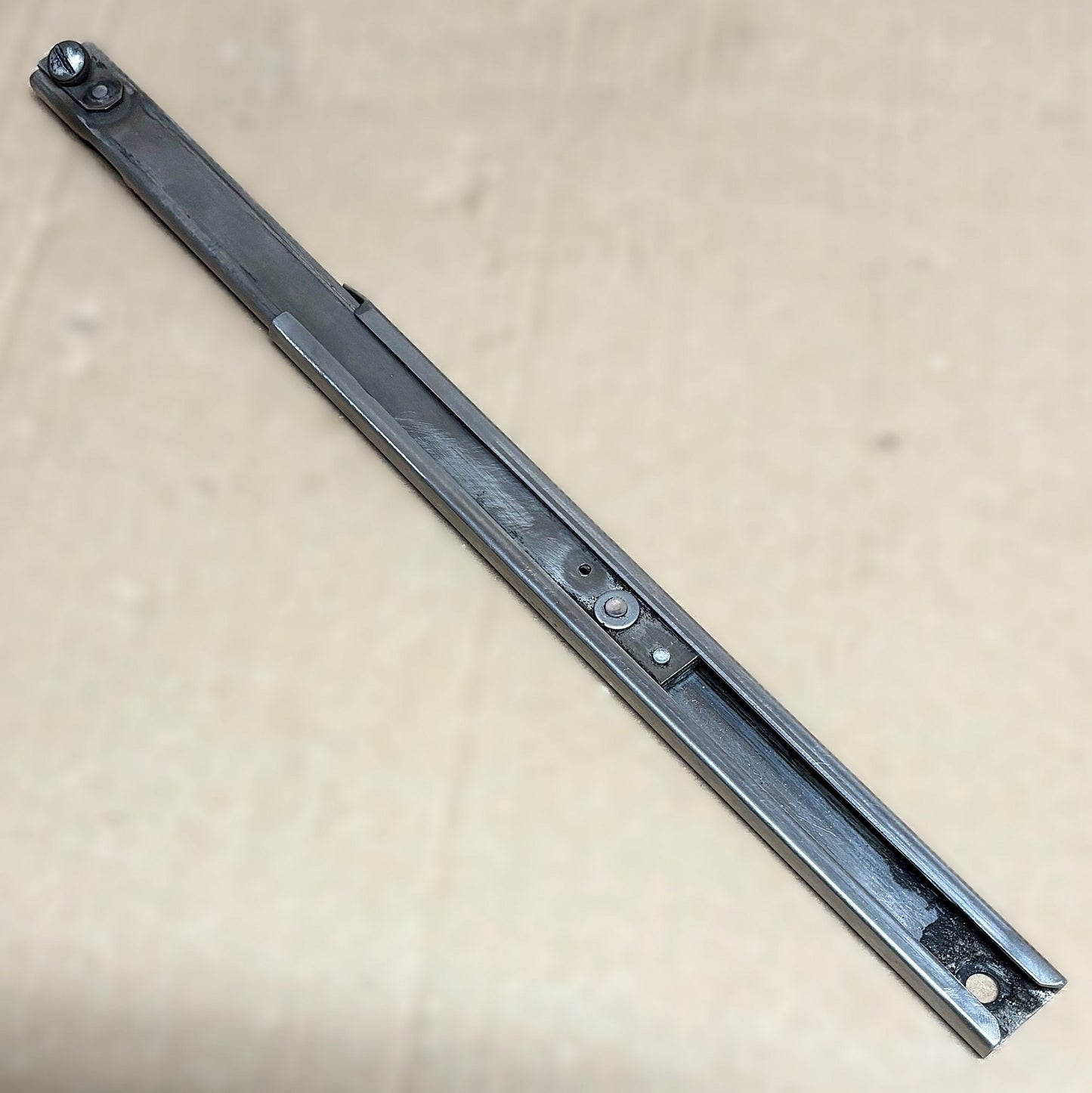 Door Holder Assembly (A/R)