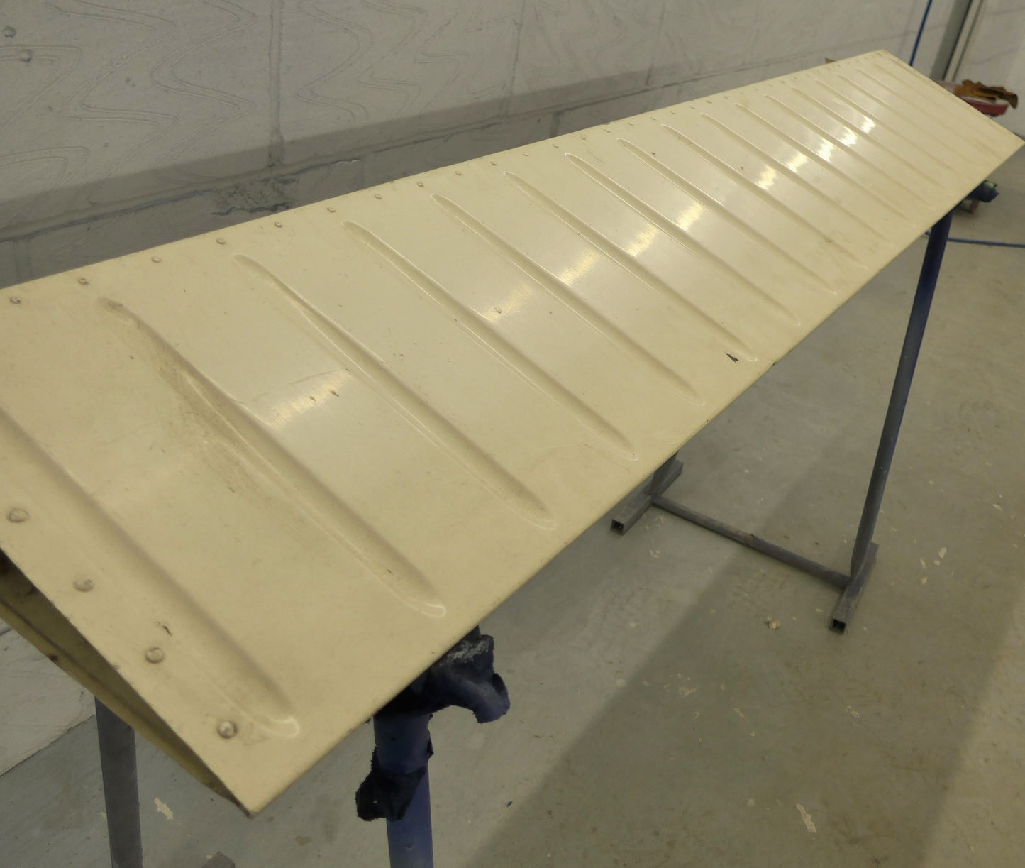 Aileron - STB - PA28/PA32 (A/R)