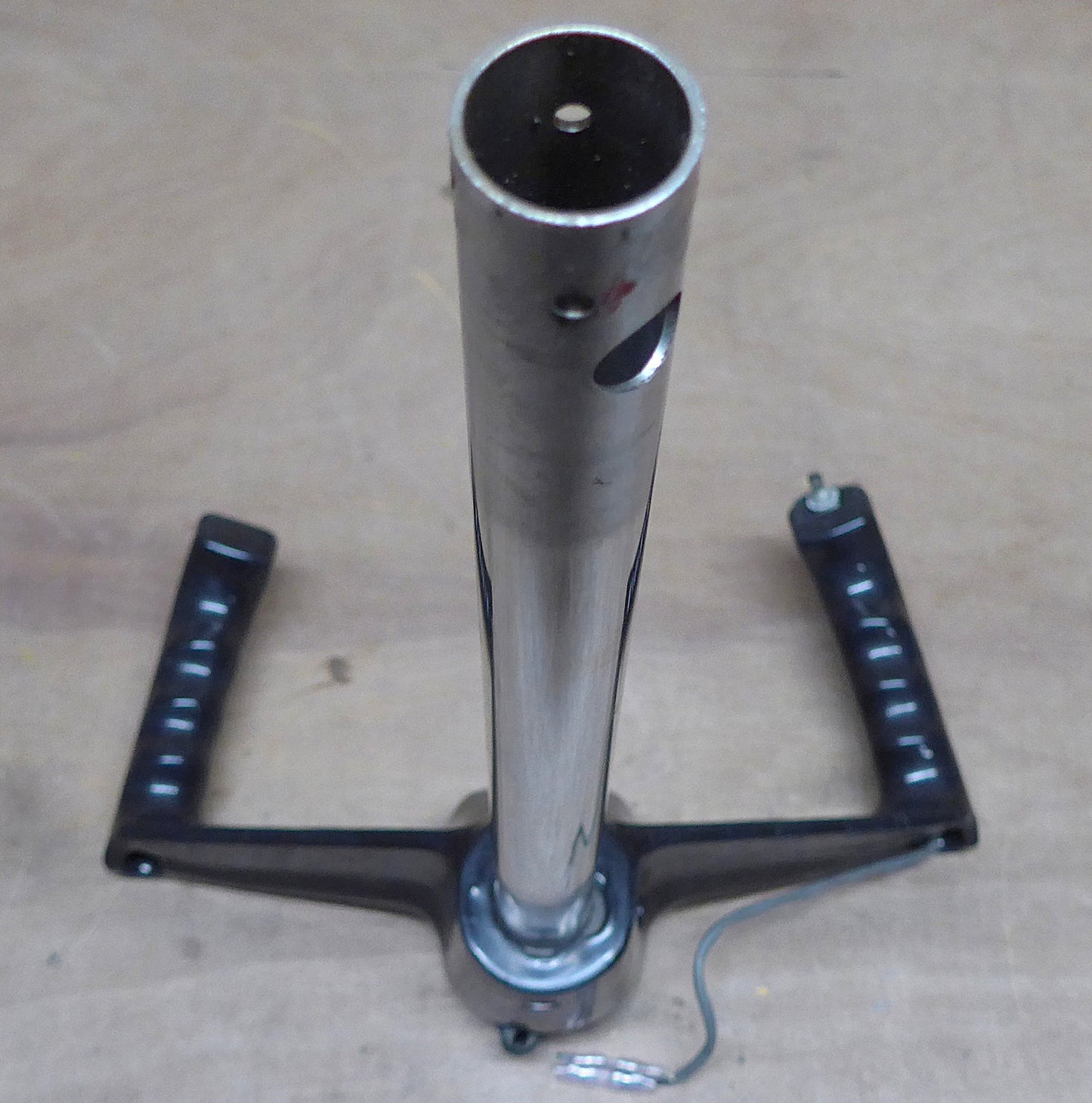 Wheel Assembly - Control (Left Grip Cored) (A/R)