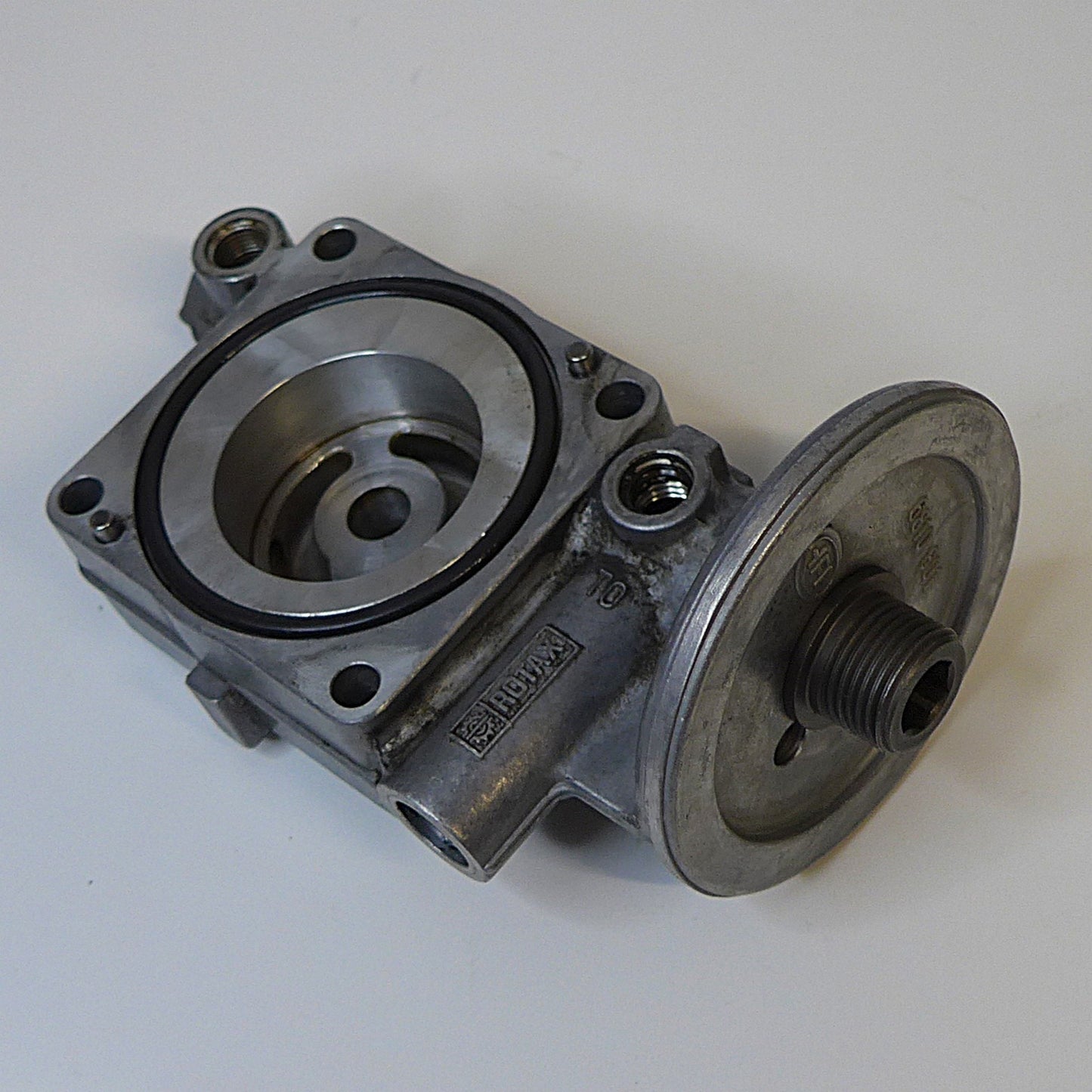 Oil Pump Housing Assy - 912 ULS (A/R)