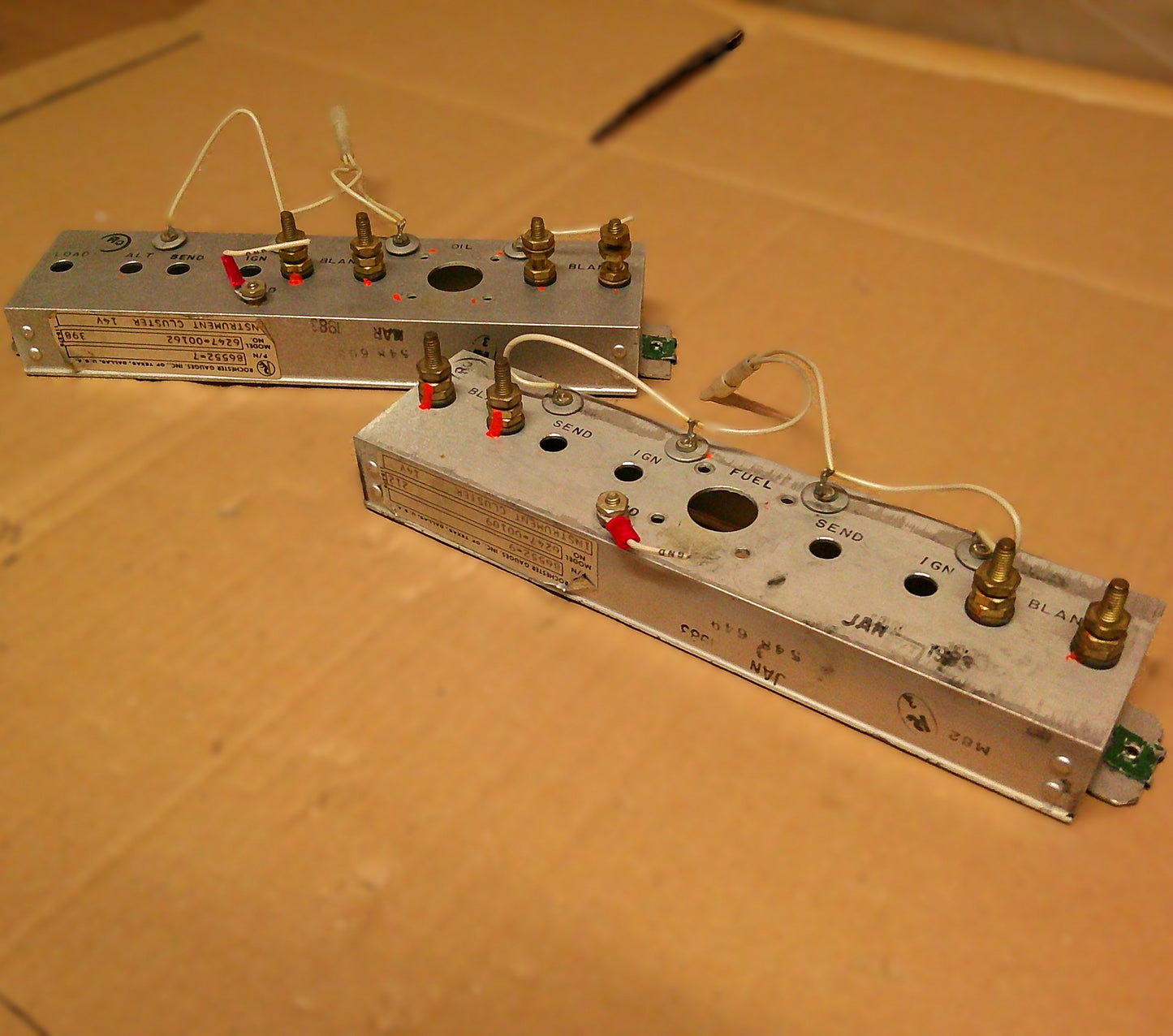 Instrument Cluster & Cover Assembly - PA28-181 (A/R)