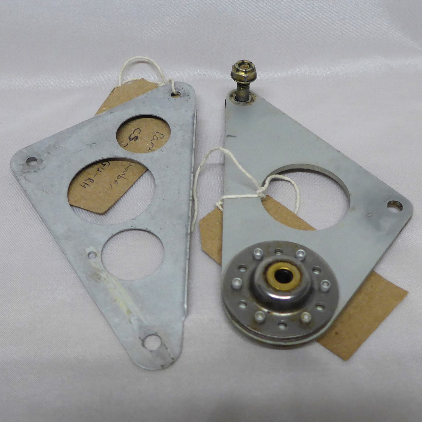 Bell Crank & Gusset Assembly - RH (A/R)