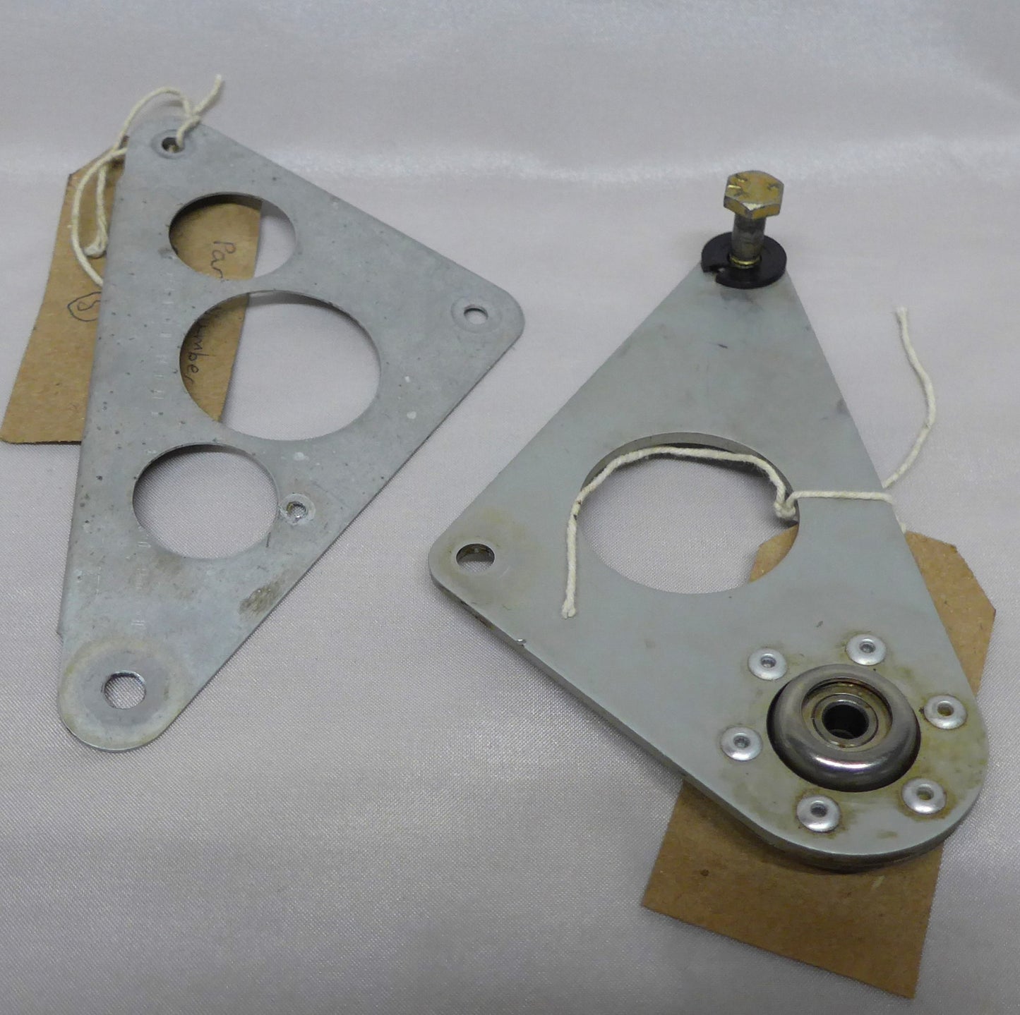 Bell Crank & Gusset Assembly - RH (A/R)