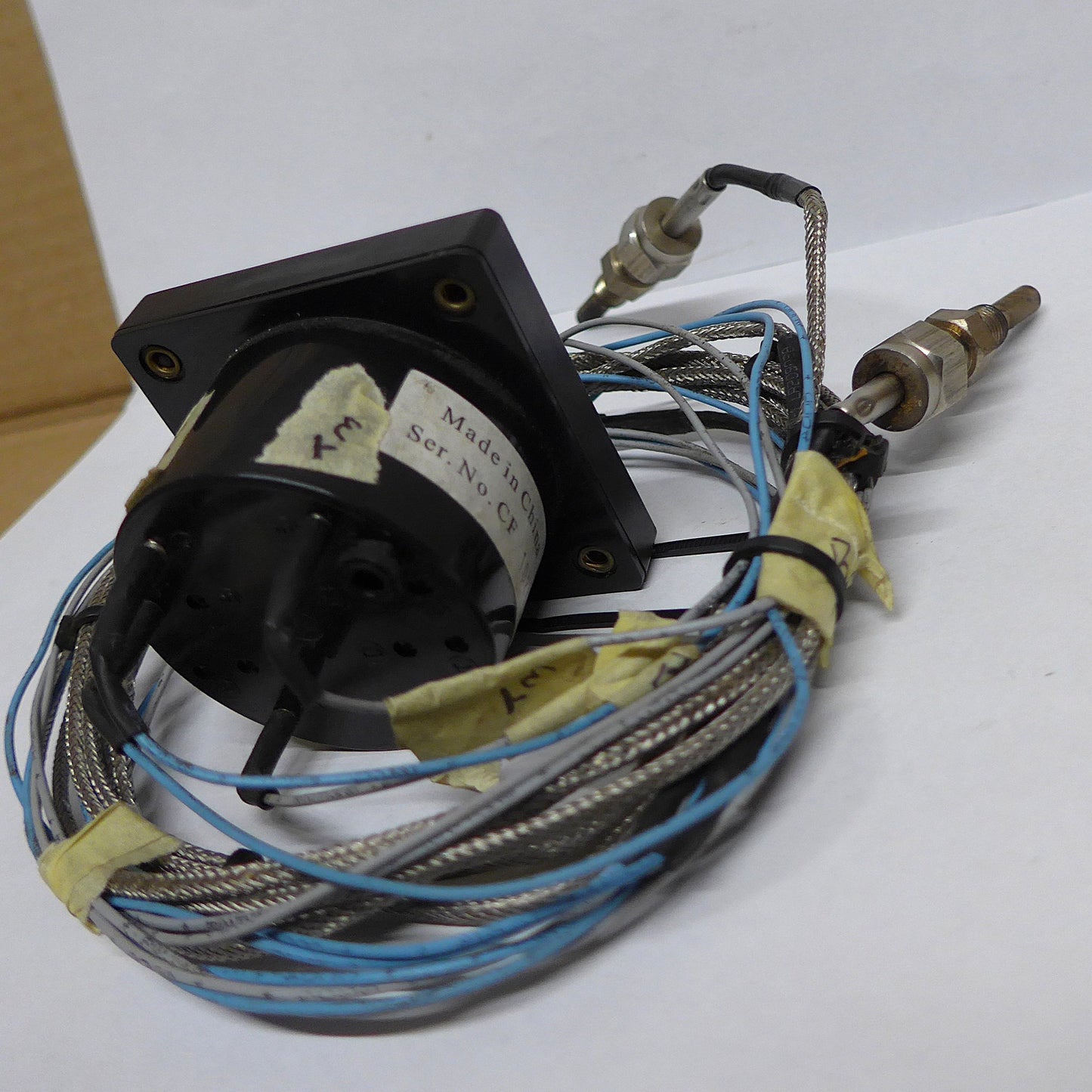 Dual EGT Gauge & Senders (A/R)