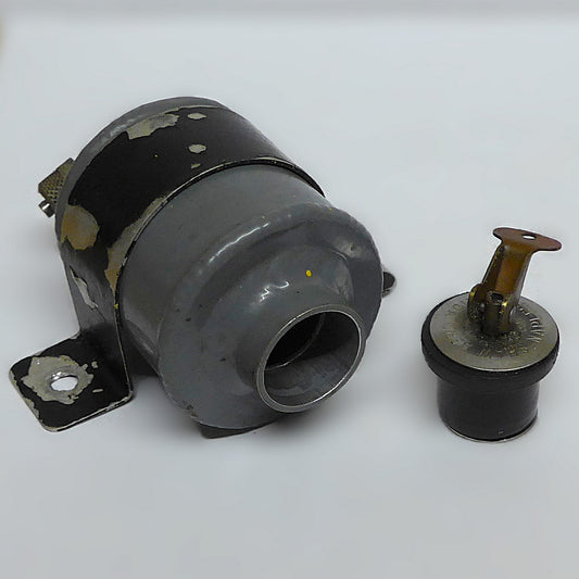 Aluminium Brake Fluid Reservoir C/W: Shaw Aero Plug Type Cap (A/R)