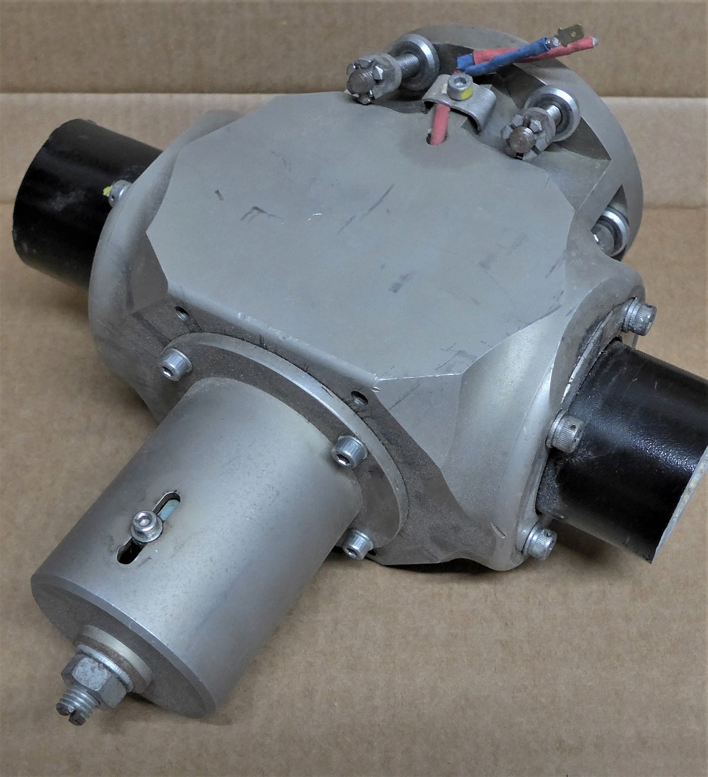 FP Variable Pitch Constant Speed 2-Blade Prop Hub-912s (A/R)