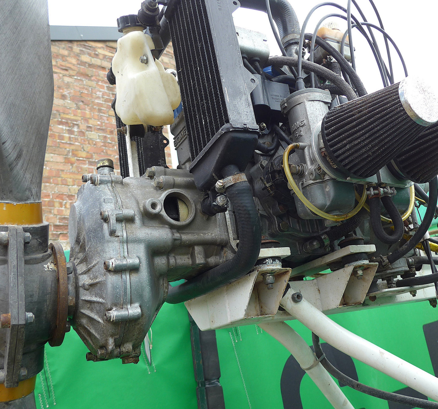 Now Breaking For Spares - G-BYCL and G-BZIL