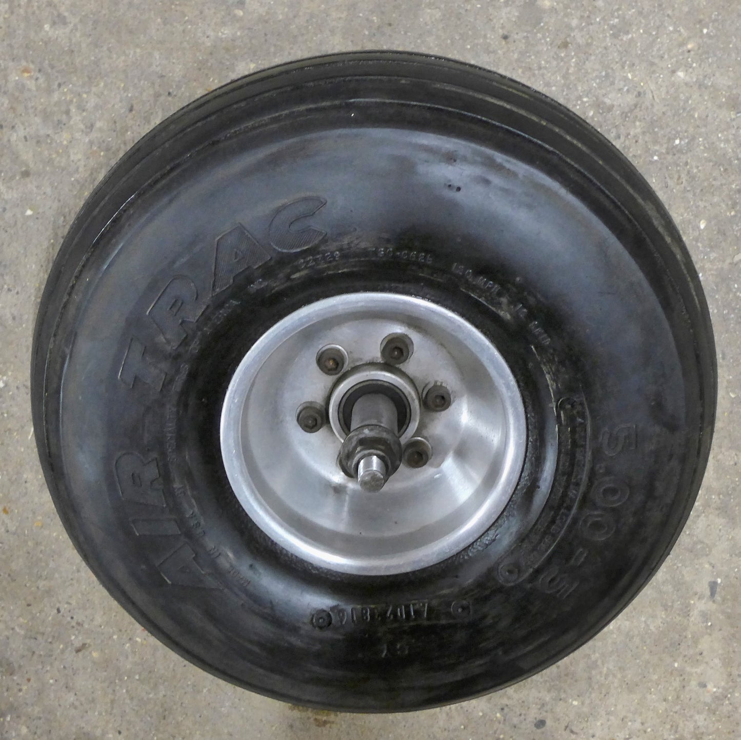 Hegar 5" Nose Wheel, Tyre & Axle Assembly (A/R)