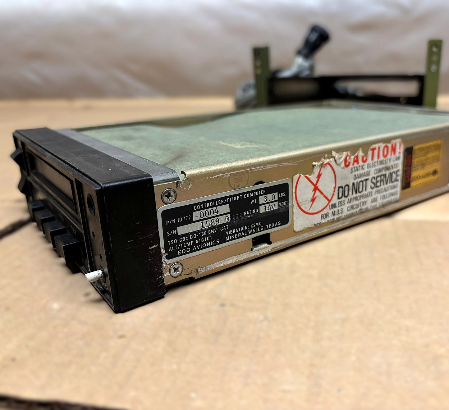 Edo Avionics Autopilot Flight Controller Computer - 14V (A/R)