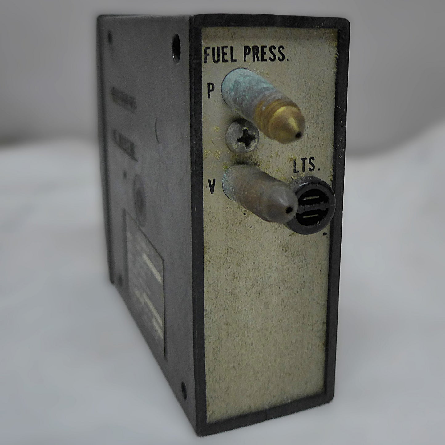 Fuel Pressure Gauge S/N: 326 (A/R)