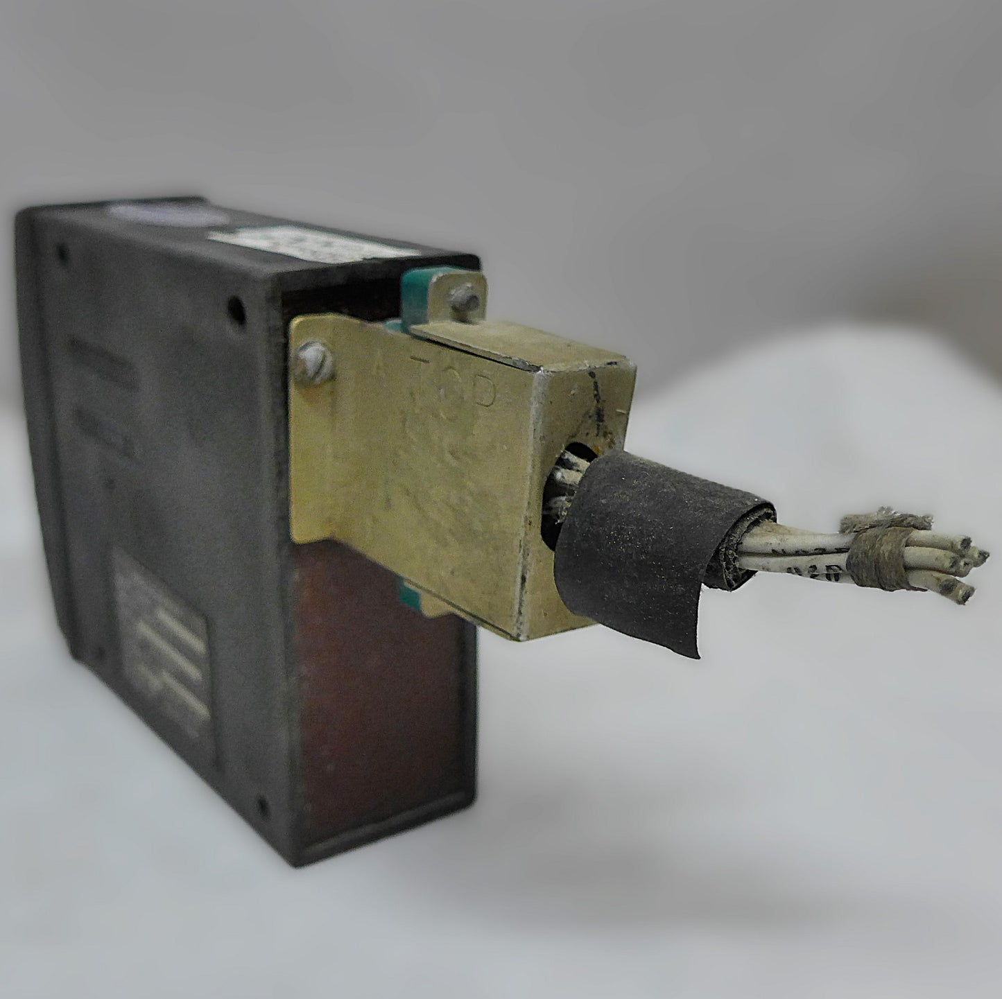 Main Fuel Quanitity Dual Gauge S/N: 331 (A/R)