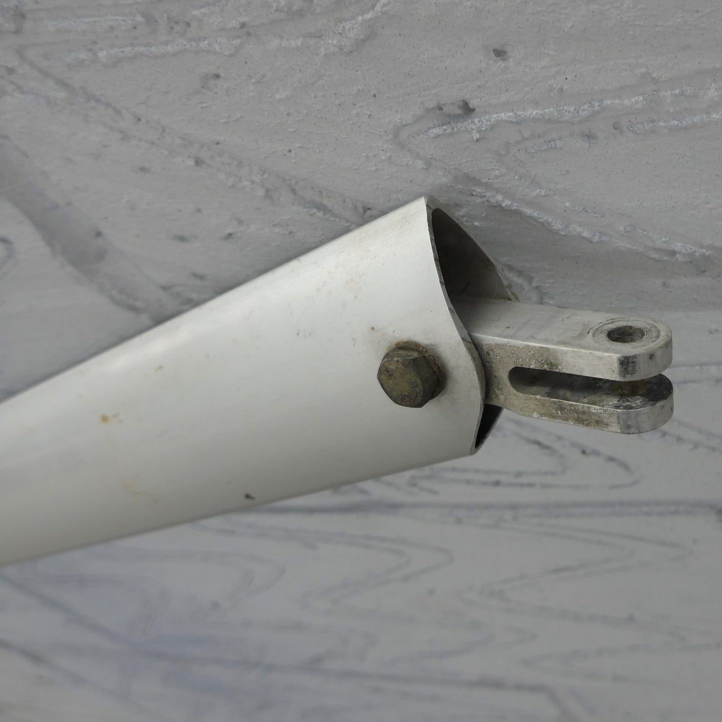 L/H Wing Lift & Jury Strut Assembly - S6-116 (A/R)