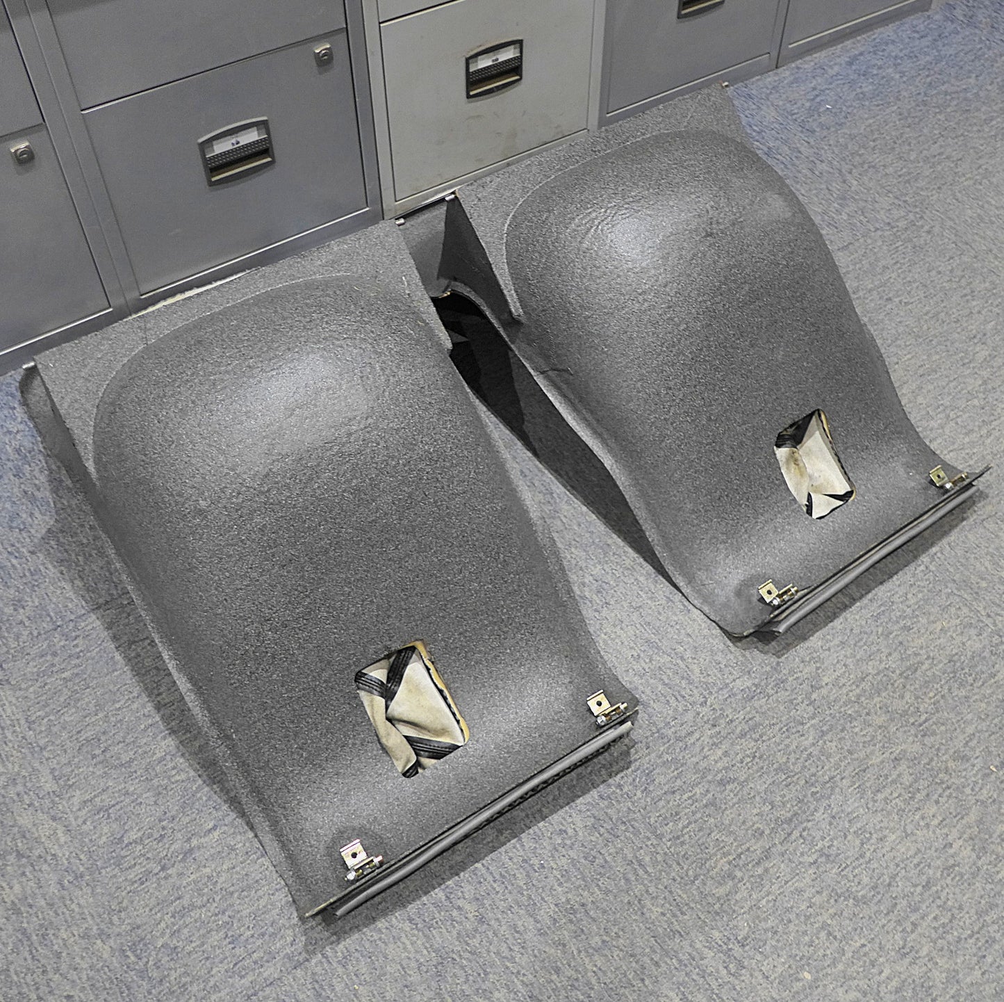 Seat Pair - MCR-01 Ban-Bi (A/R)