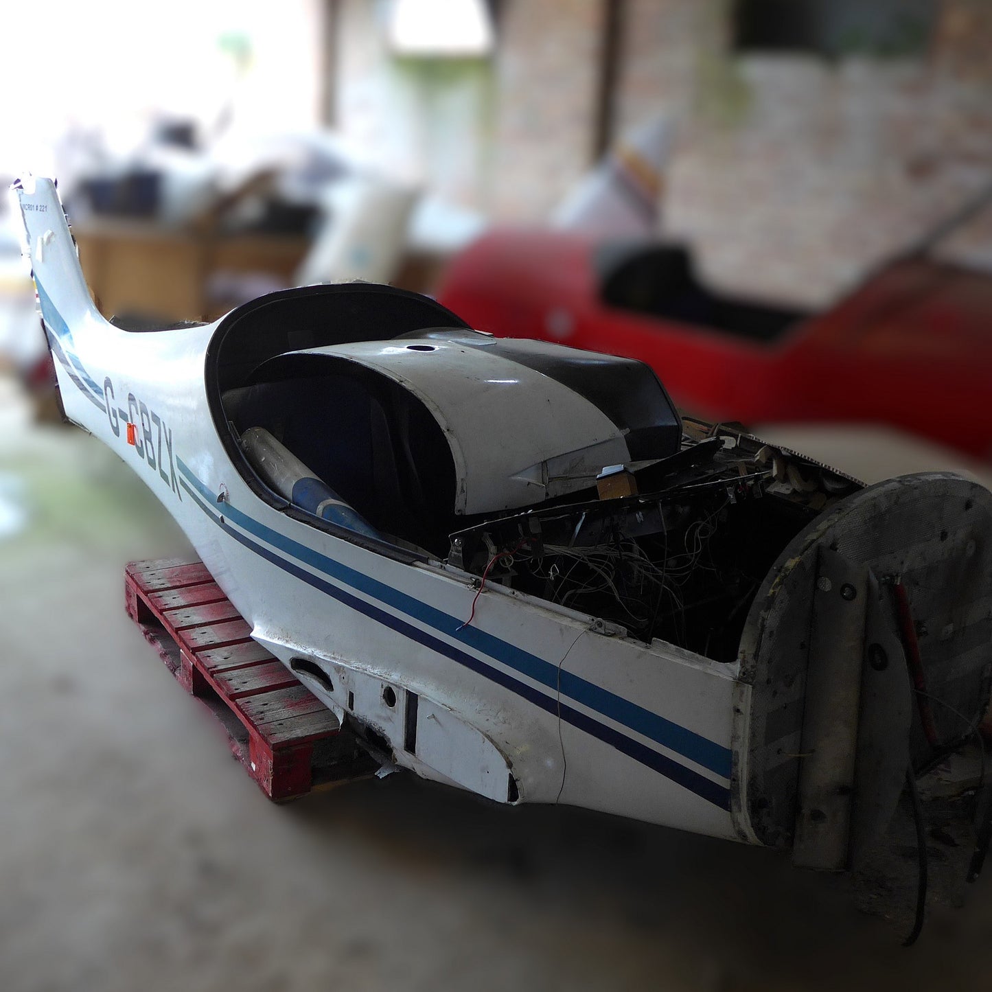 Now Breaking For Parts - G-CBZX MCR-01 ULC Ban-bi