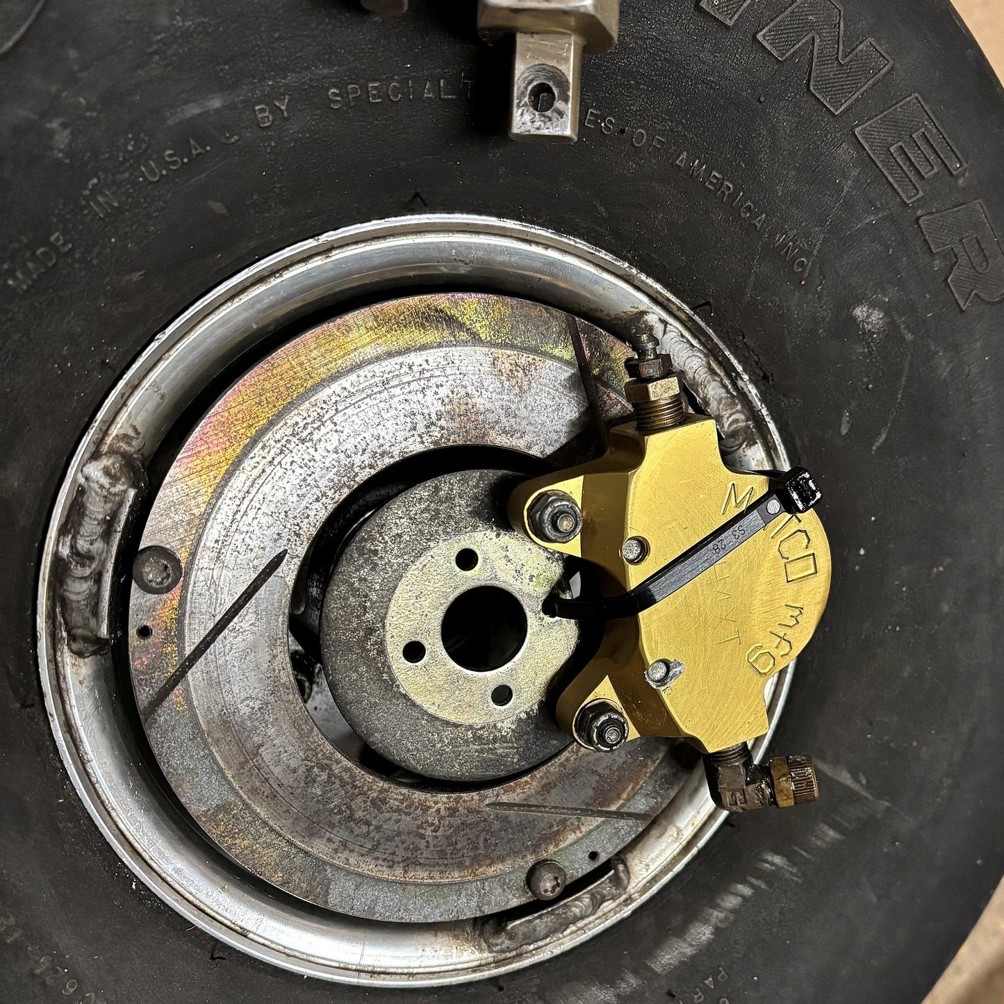 Wheels & Hydraulic brakes- Pair- 6.00-6 - Matco/Cleveland (A/R)