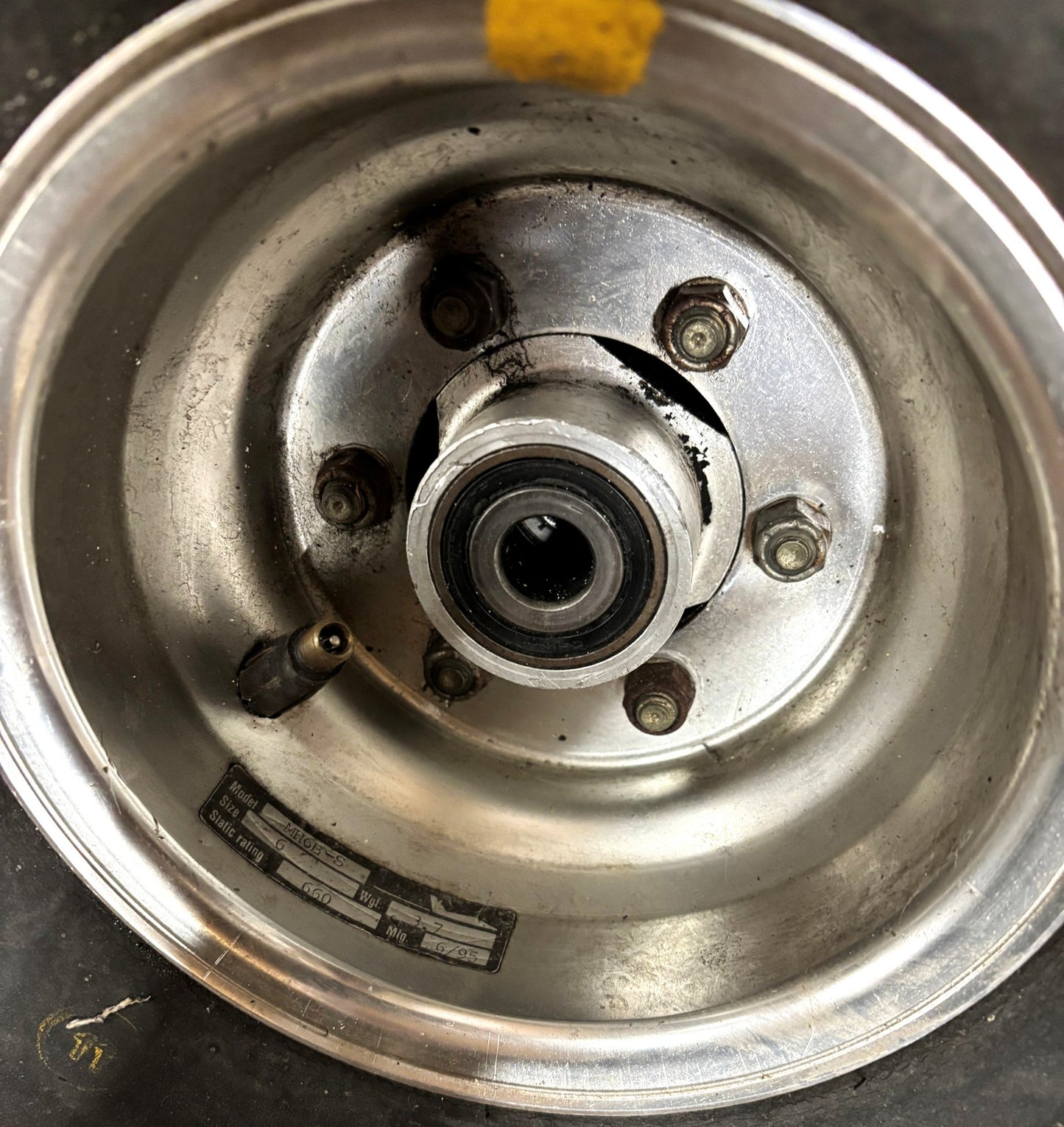 Wheels & Hydraulic brakes- Pair- 6.00-6 - Matco/Cleveland (A/R)