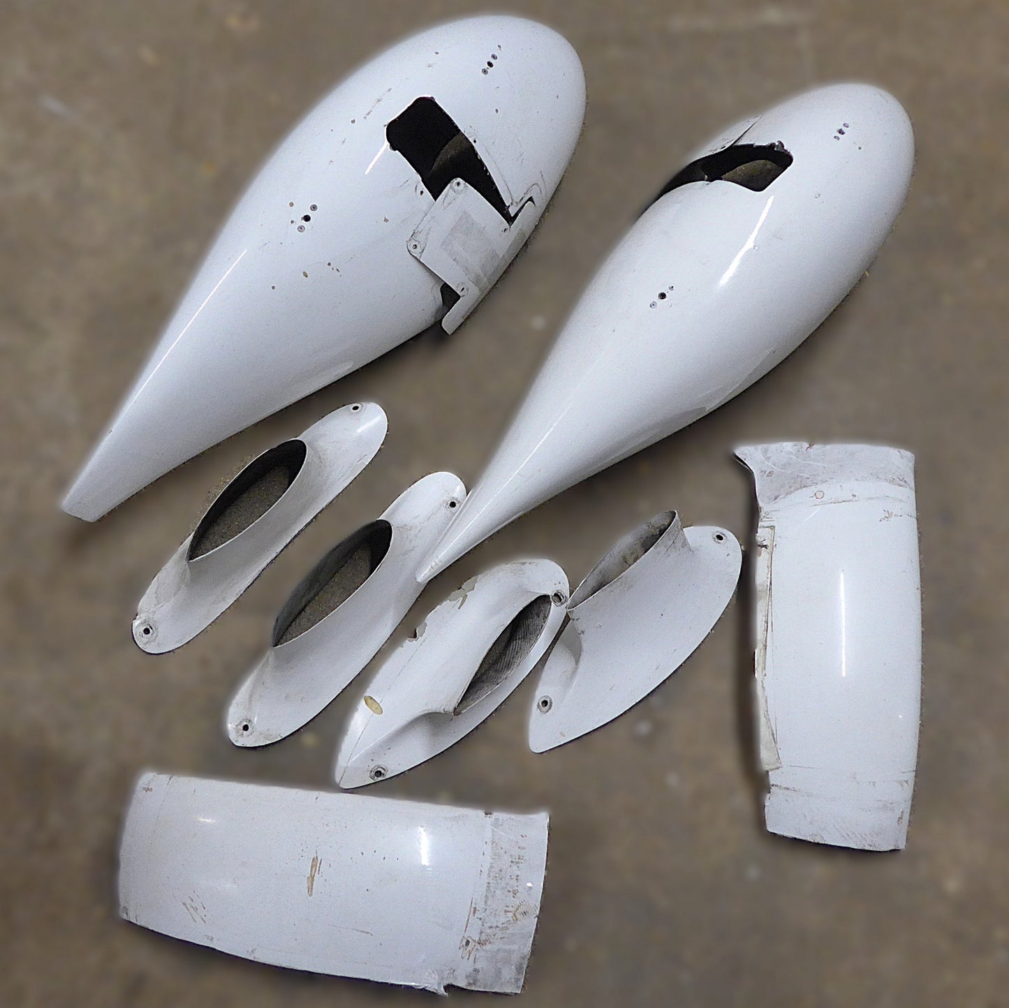 Main Gear Spats & Fairings Assy - MCR-01 Ban-Bi (A/R)
