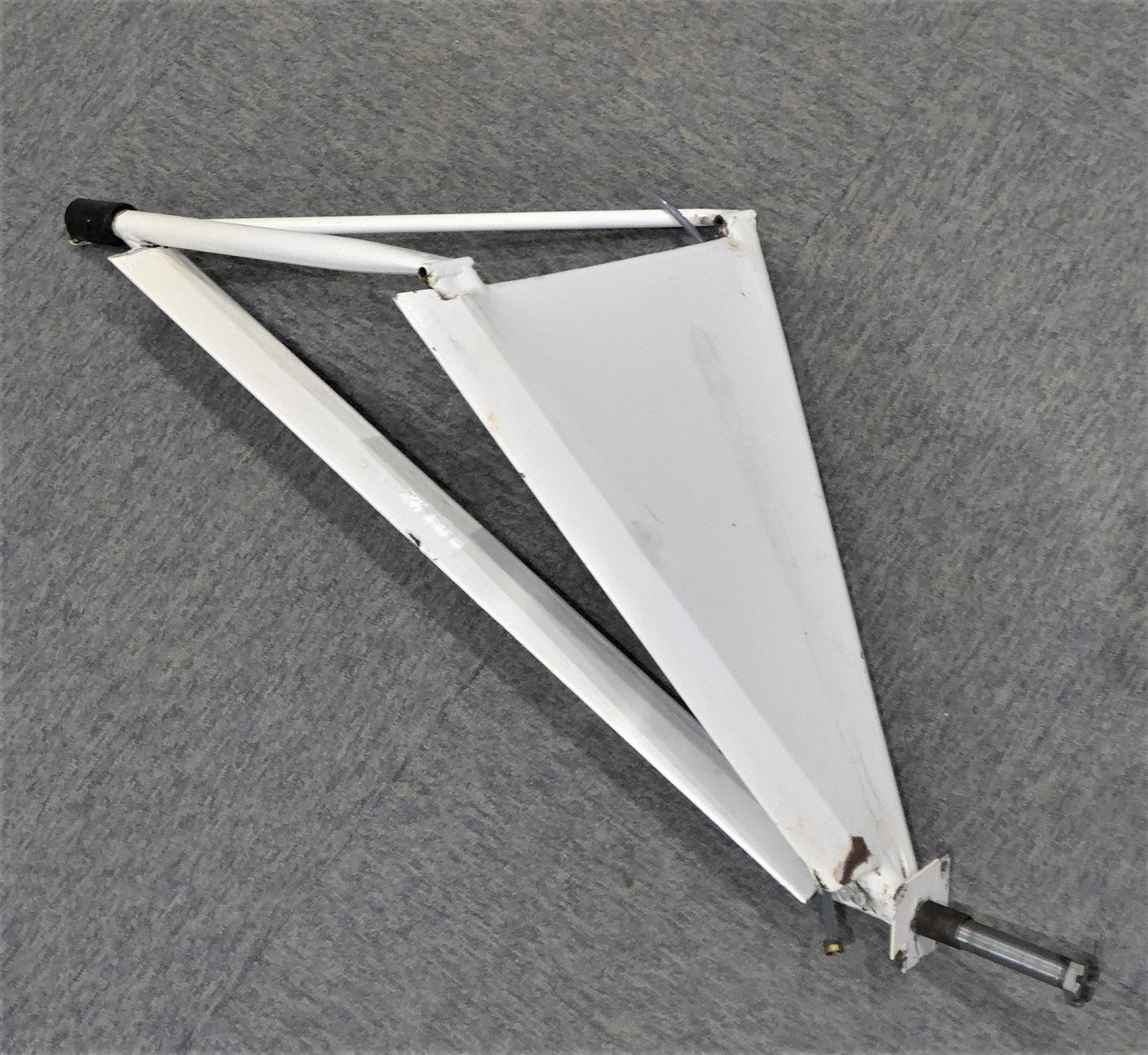 Main Gear Leg -STB- Avid Aerobat (A/R)