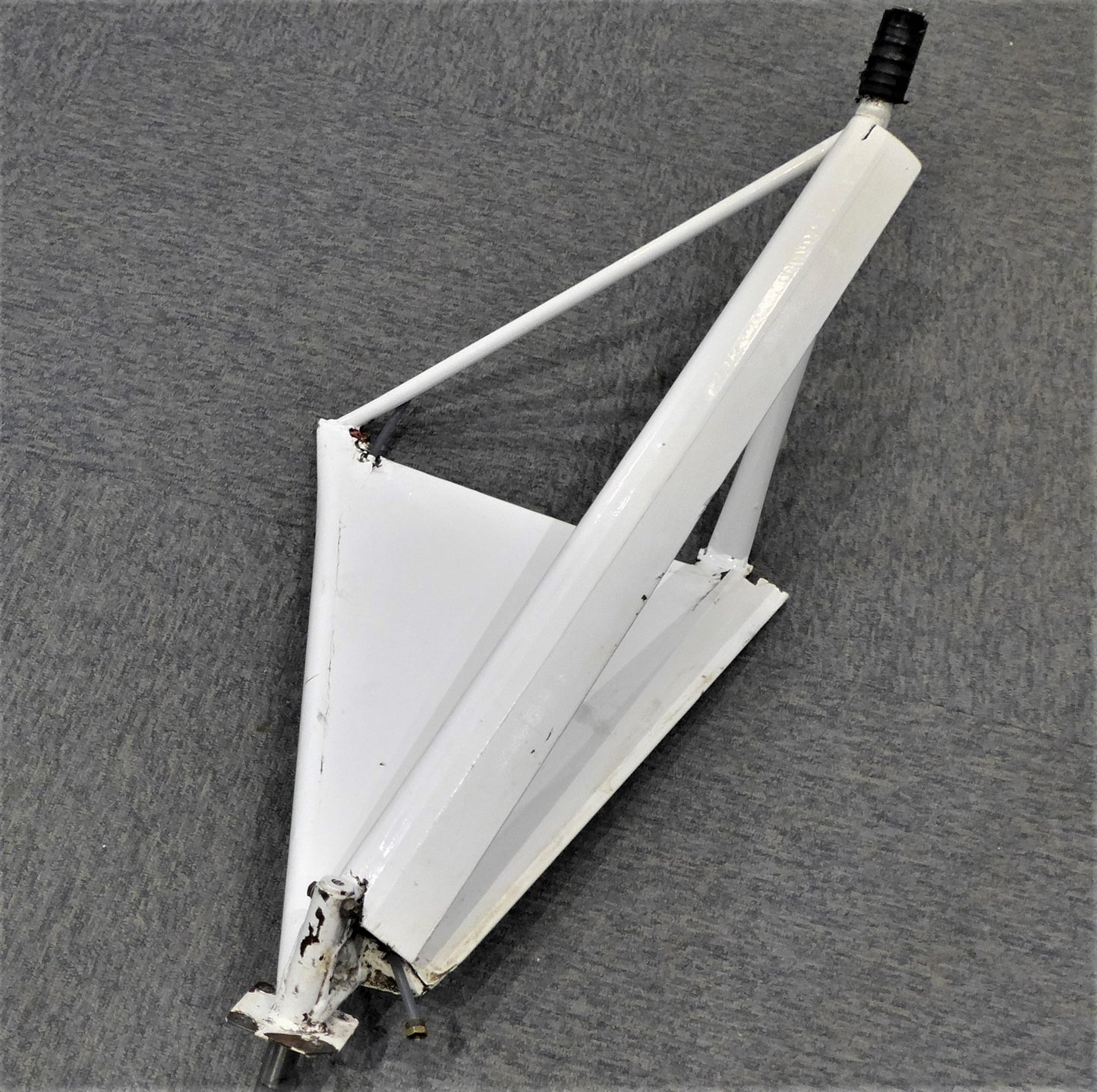 Main Gear Leg -STB- Avid Aerobat (A/R)