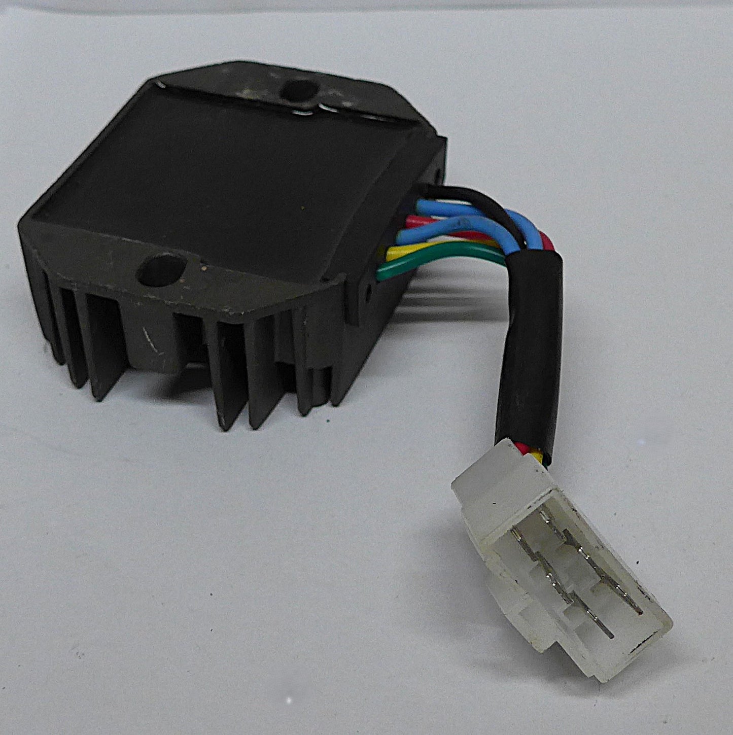 Voltage Regulator (A/R)