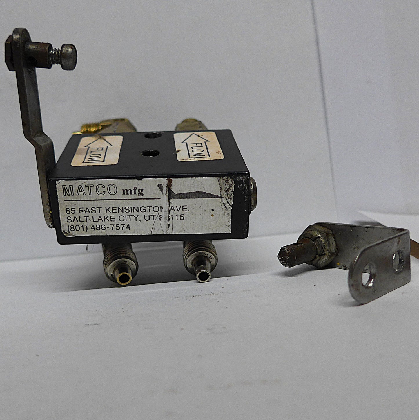 Matco Dual Parking Brake Valve Assembly (A/R)