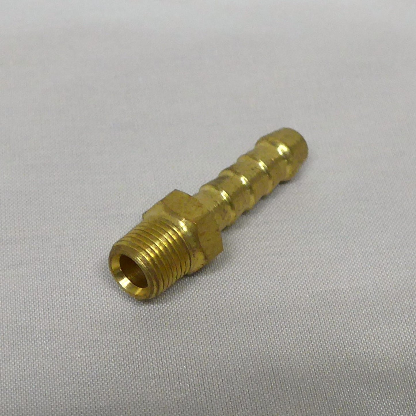 Tail Fitting 1/4 x 1/8 BSP - J200