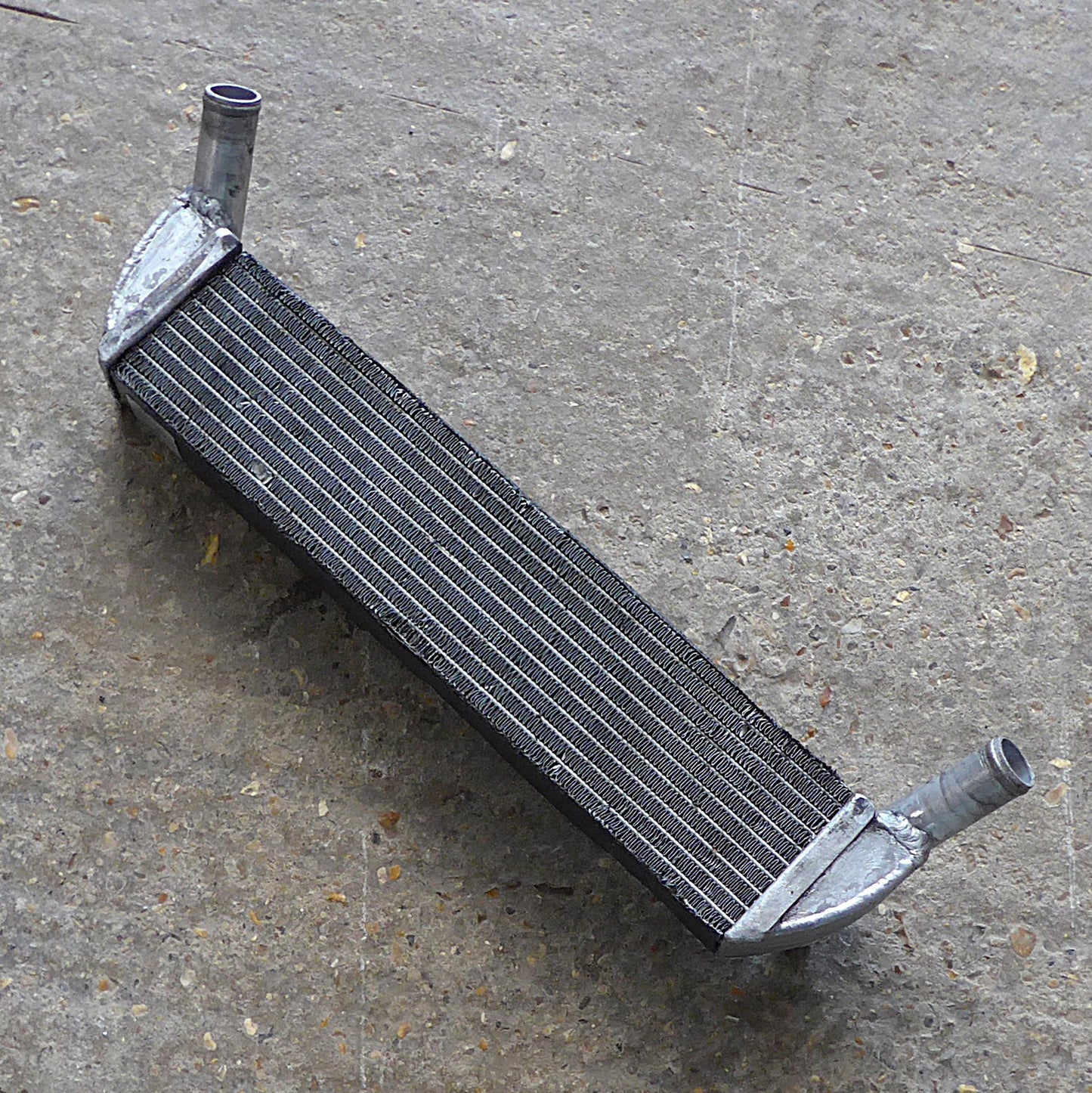 R912 Water Radiator - MCR-01 ULC Ban-bi (A/R)