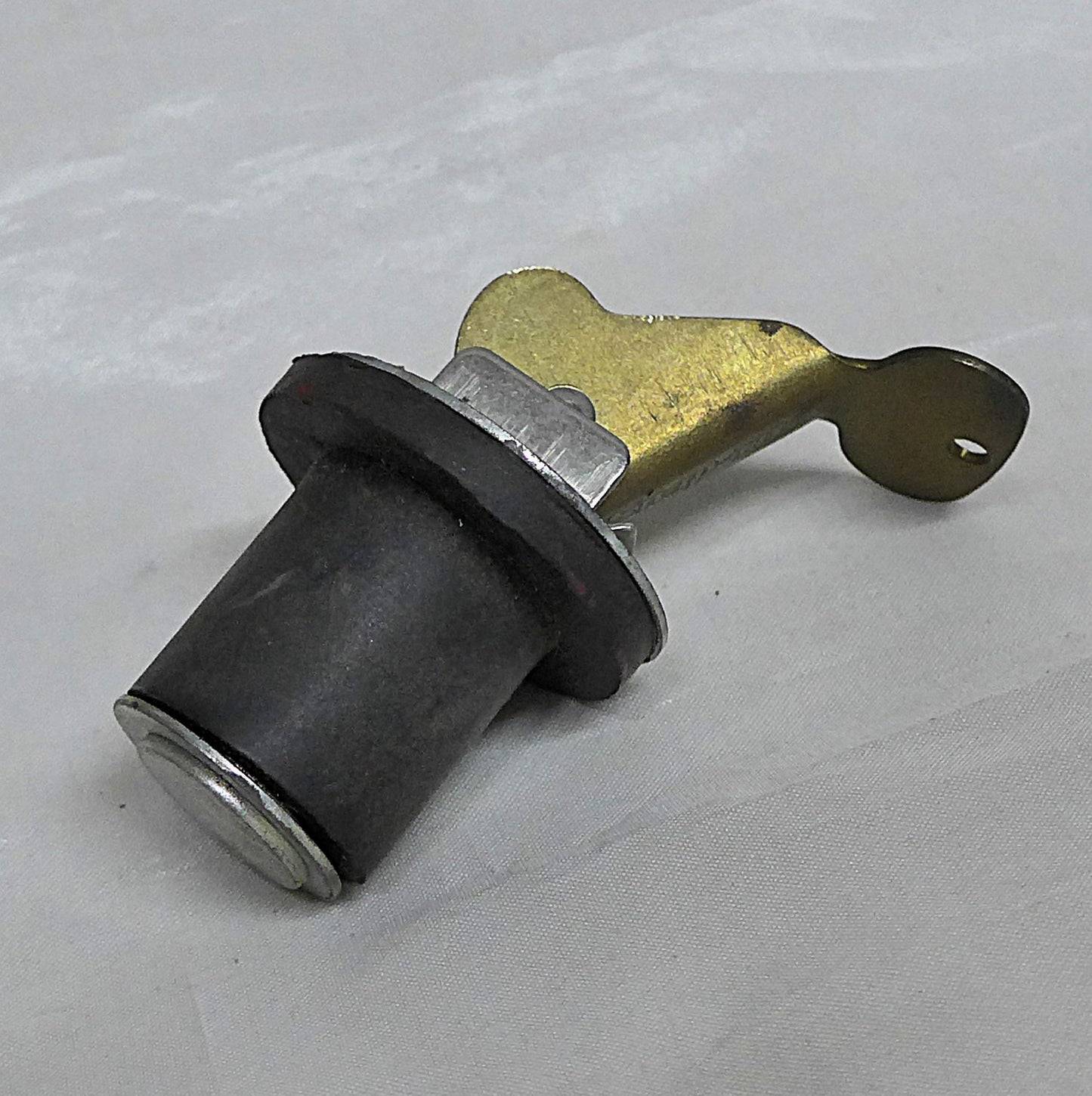 Thermos Style/Adjustable Moeller Fuel Cap - 1" (A/R)