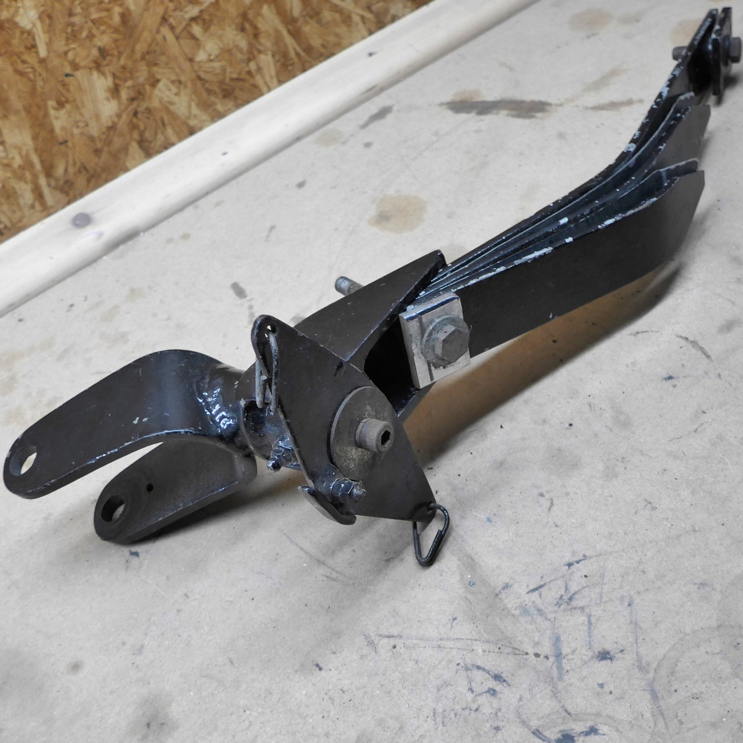 Tailwheel Spring, Swivel Block, Steer Horn & Fork Assy (A/R)