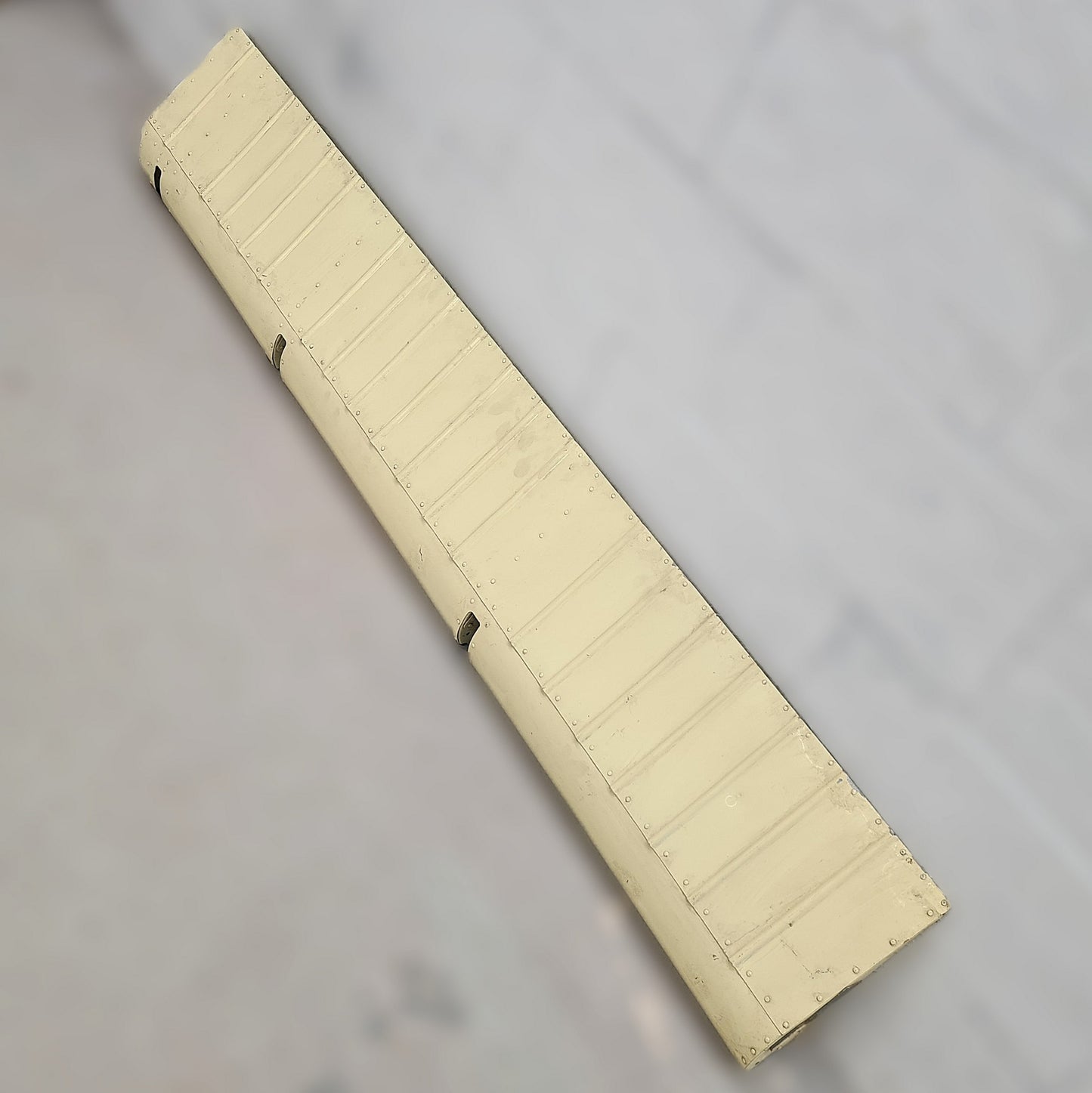 Aileron - Port - Minor Damage (A/R)