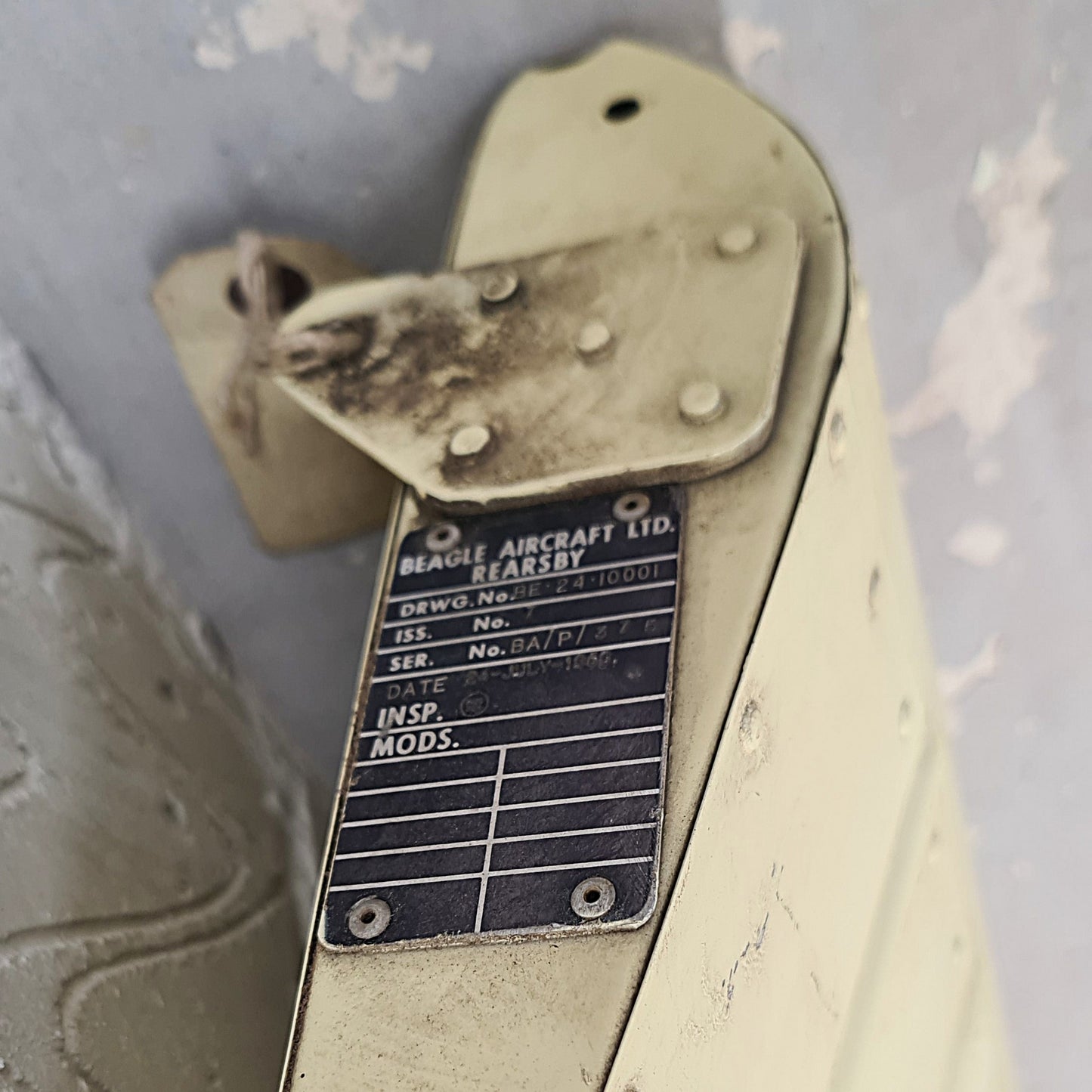 Aileron - Port - Minor Damage (A/R)