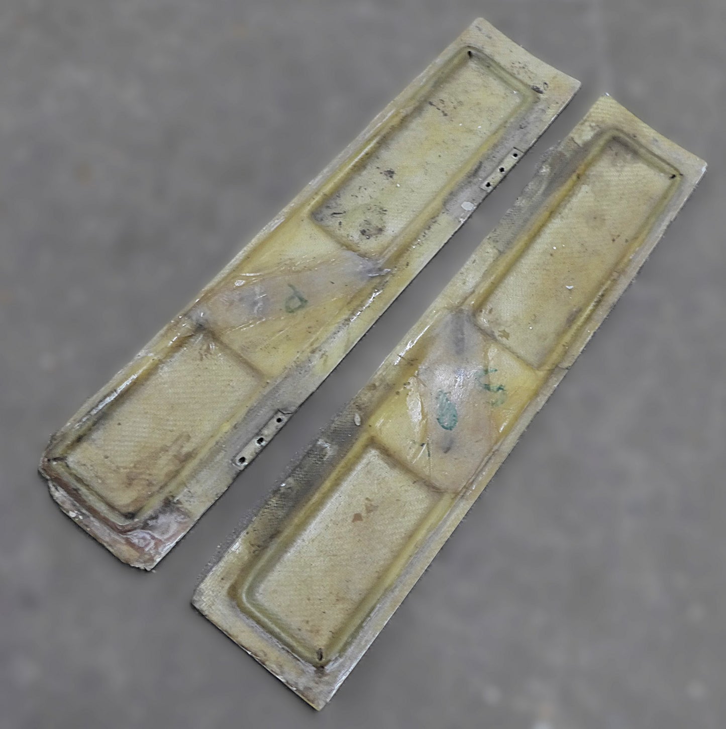 U/C Doors - Pair - Slingsby Kestrel (A/R)
