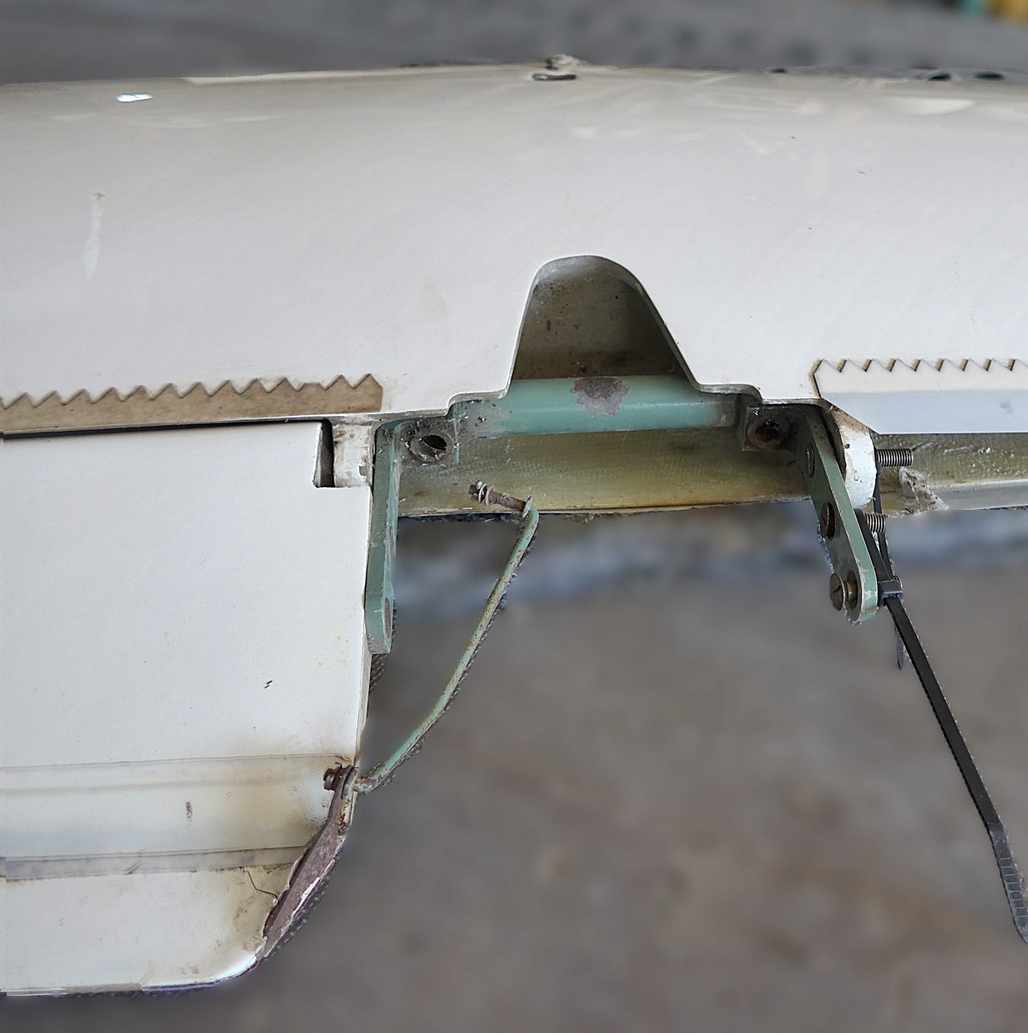 Tailplane Assembly - Kestrel 19 (A/R)