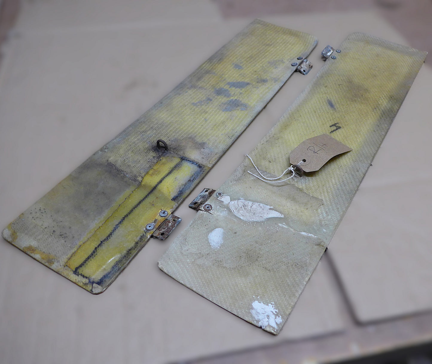 Main U/C Doors - Pair - Astir CS77 (A/R)