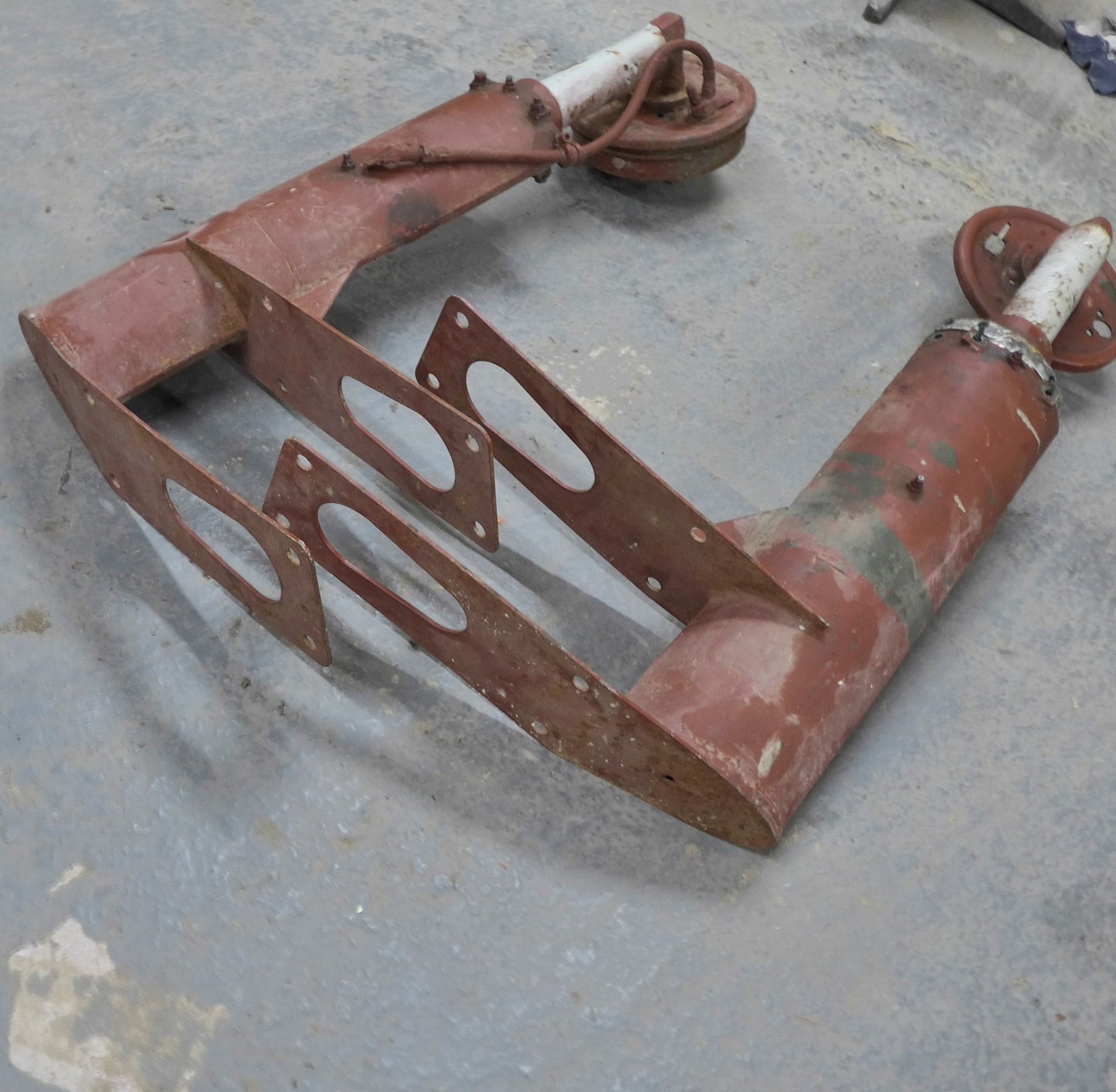 Early Jodel Main Gear Legs/Drum Brake Assy -Pair (A/R)