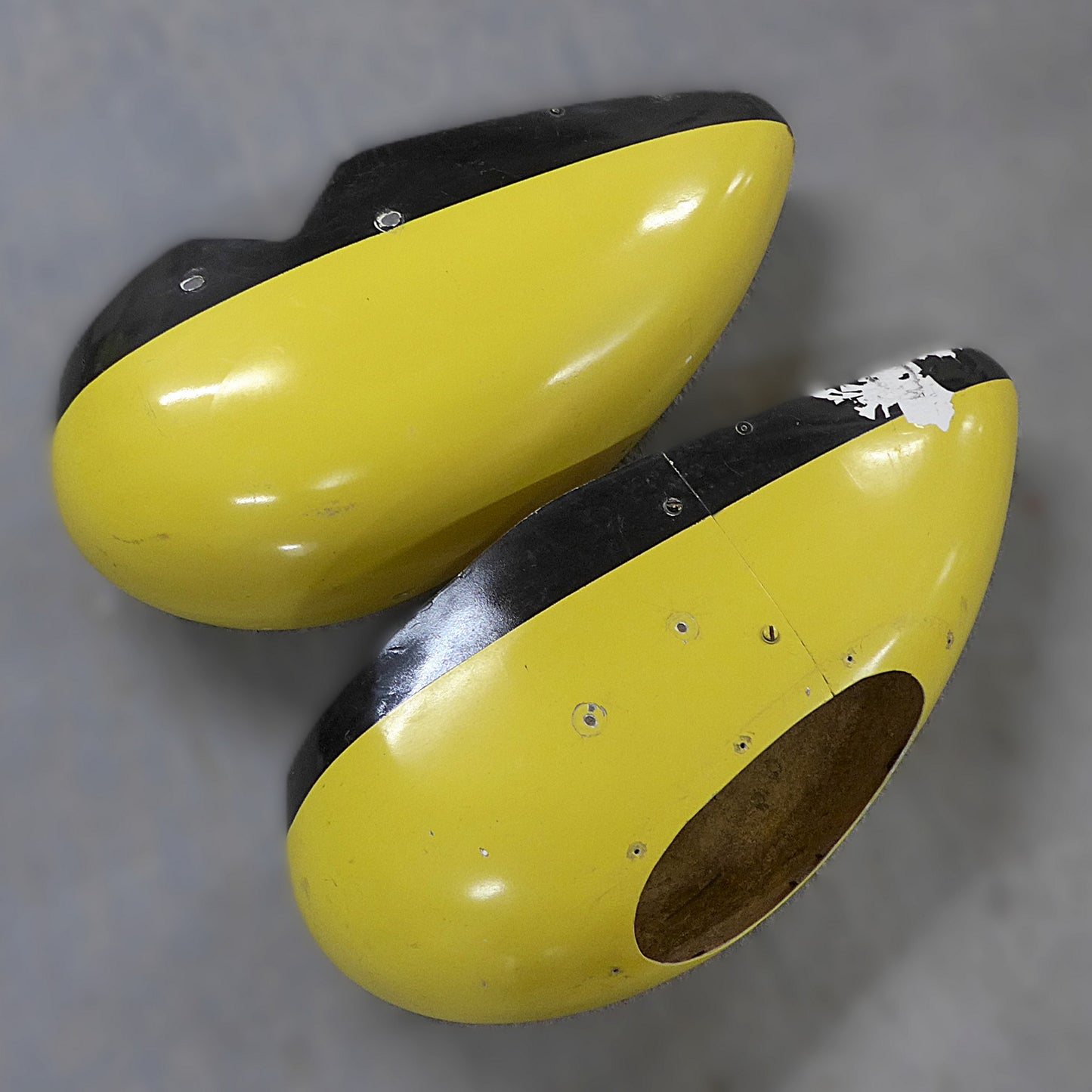 Main Wheel Spats - Pair - D120 (A/R)