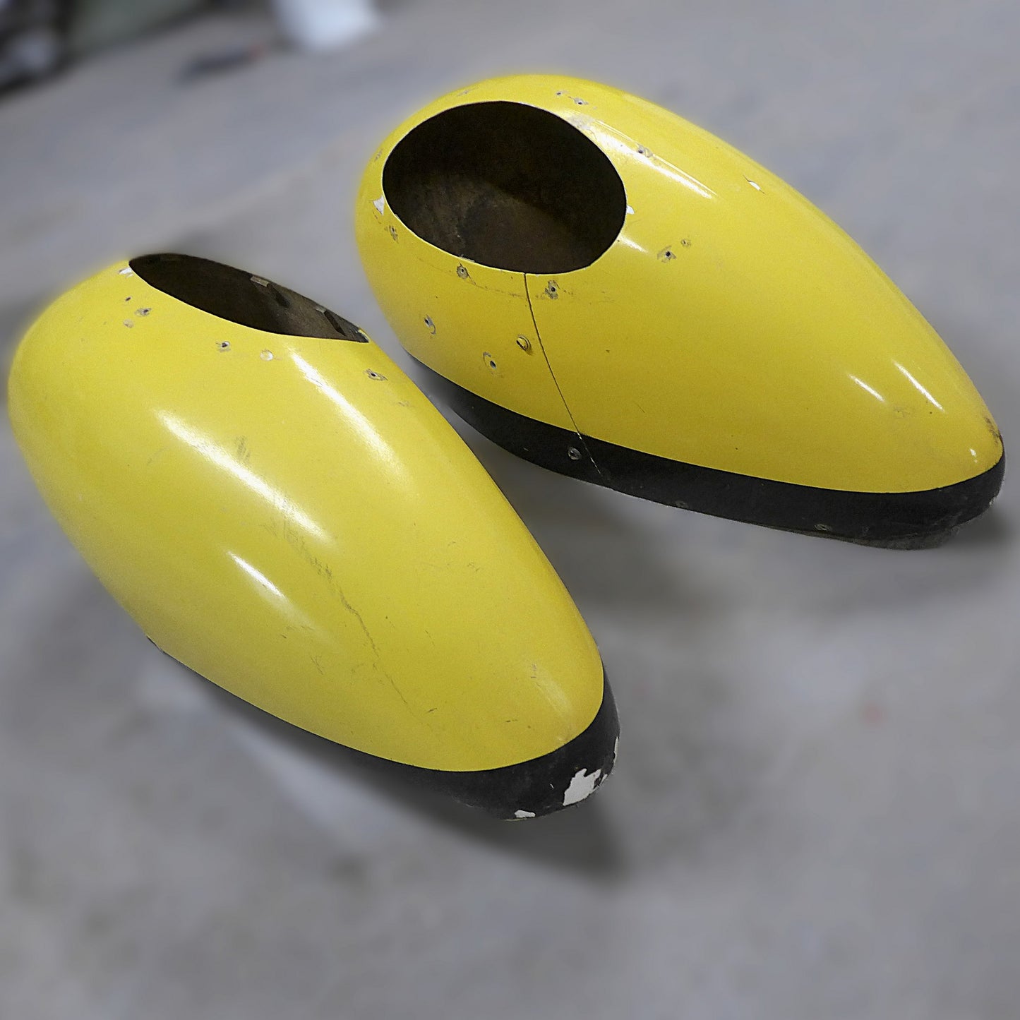 Main Wheel Spats - Pair - D120 (A/R)