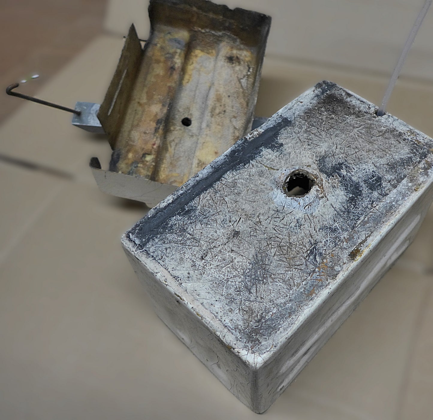 Fibreglass Battery Box Assembly (A/R)