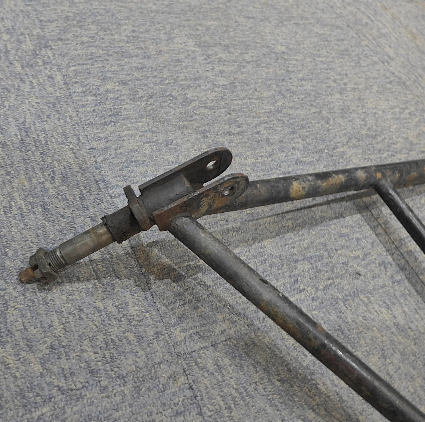 Main Landing Gear - Port - T600N (A/R)
