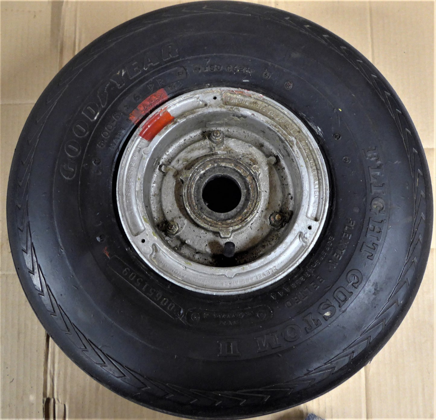 Main Wheel - Cleveland - 6.00-6 - Beechcraft (A/R)