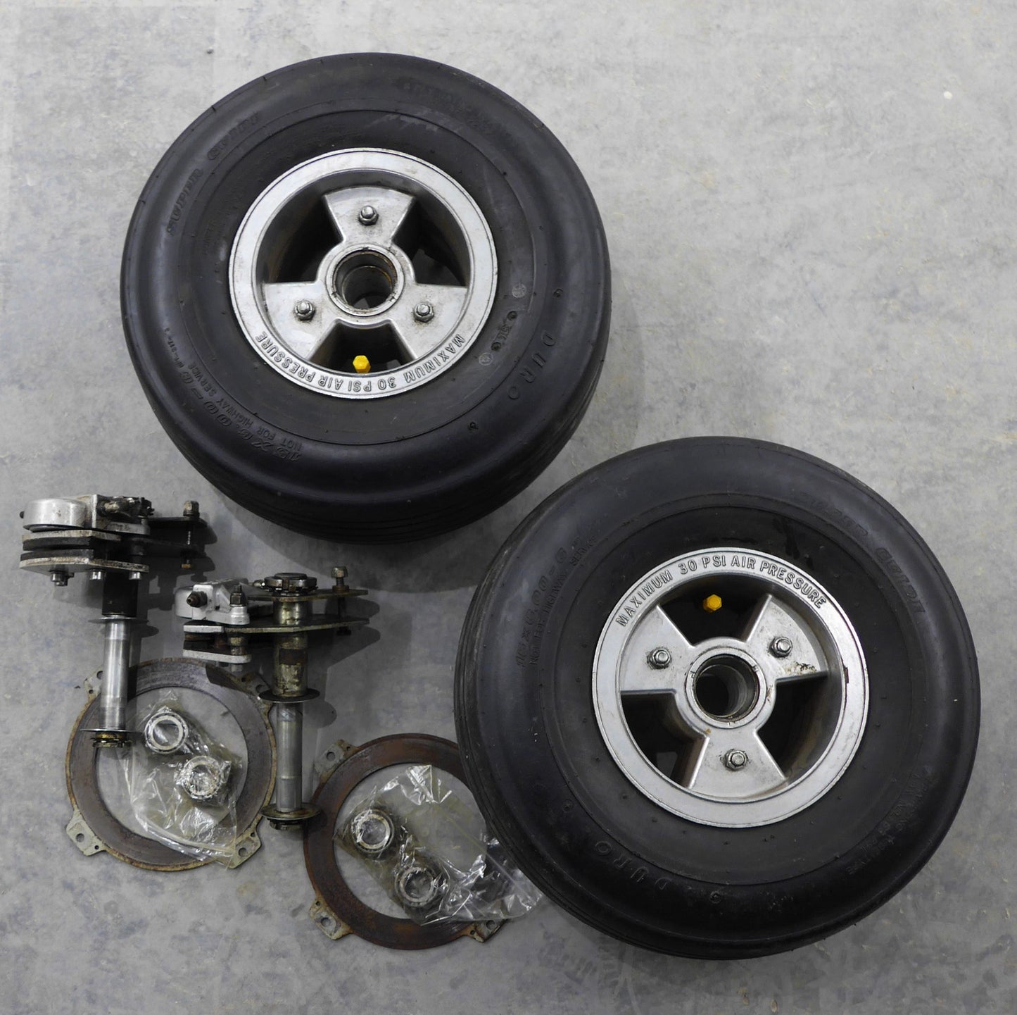 Wheel & Brake Set - 6.00 x 6 - Marc Ingegno (A/R)